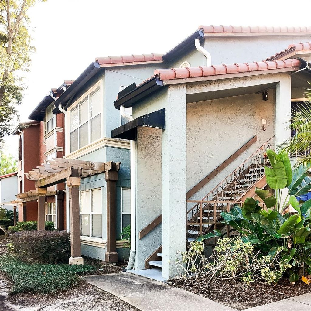 Photo of 5152 Conroy Road #1317, Orlando, FL 32811 (MLS # S5141127)