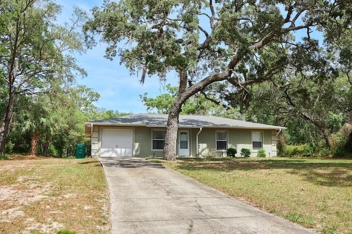 CAMPBELL WOODS - Residential