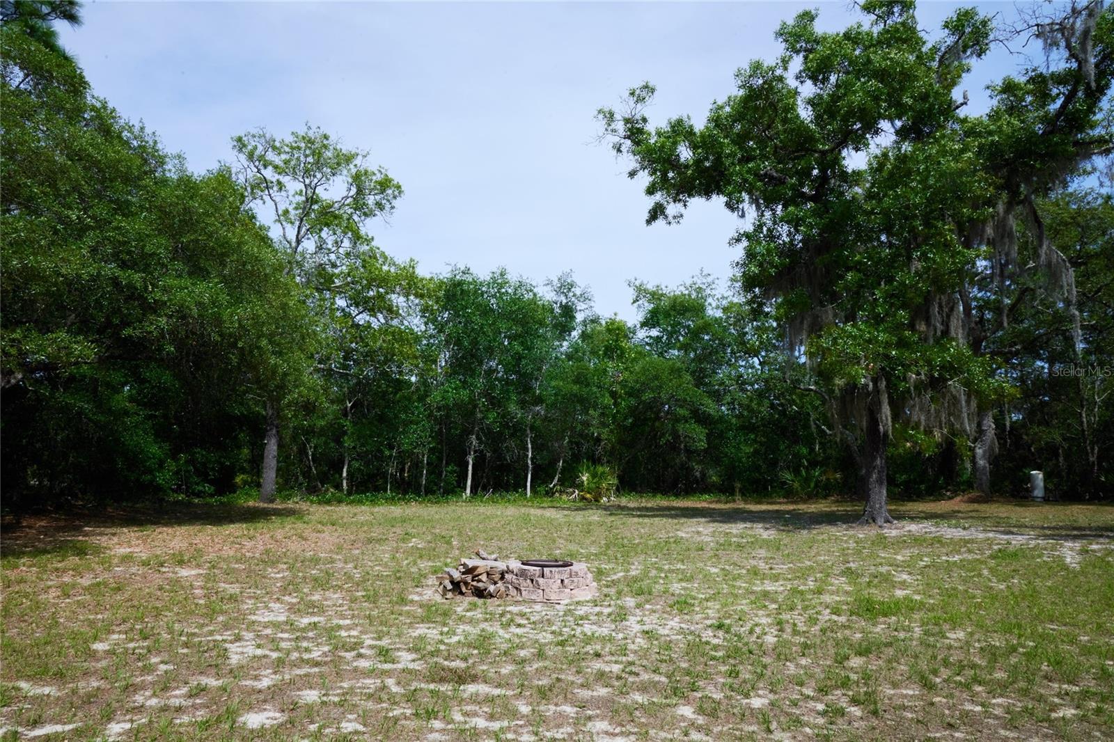 CAMPBELL WOODS - Residential