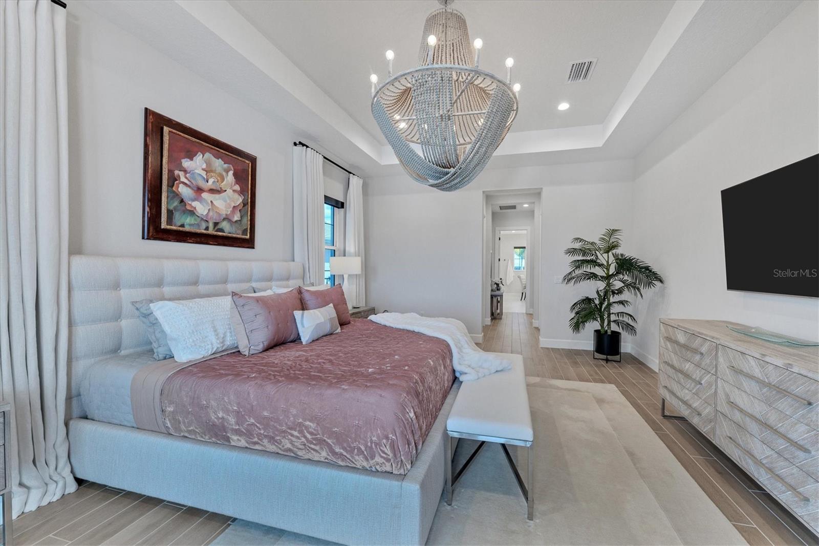 LAKE CLUB - Residential