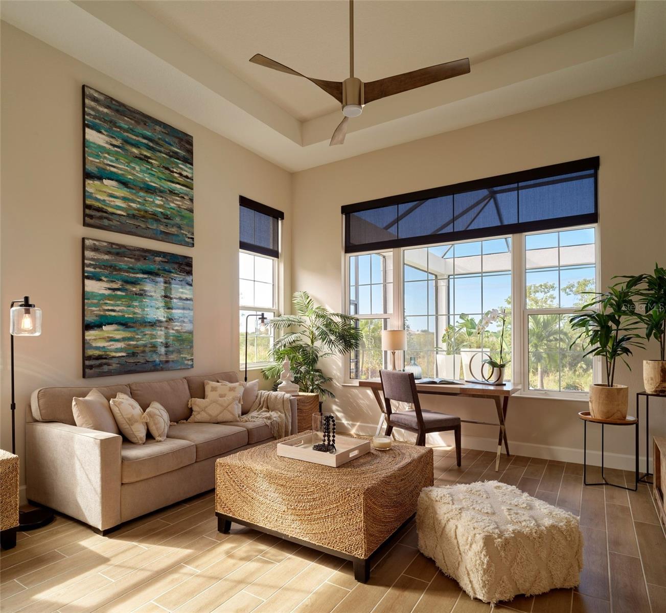 LAKE CLUB - Residential