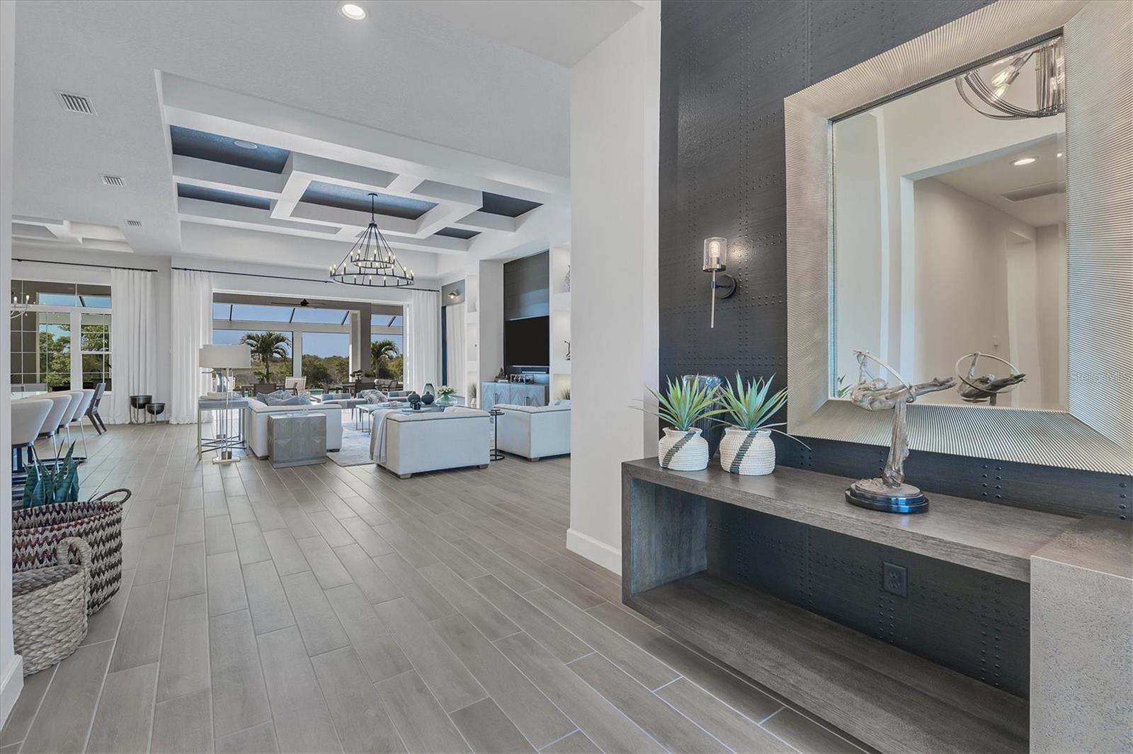 LAKE CLUB - Residential