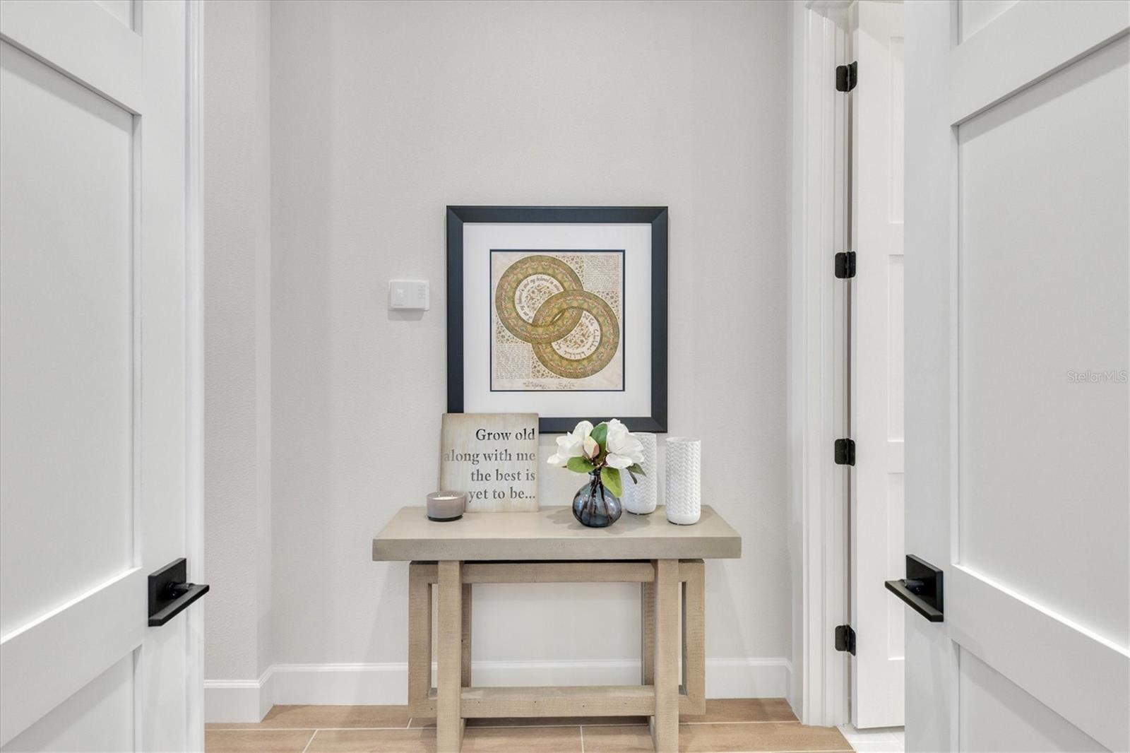 LAKE CLUB - Residential