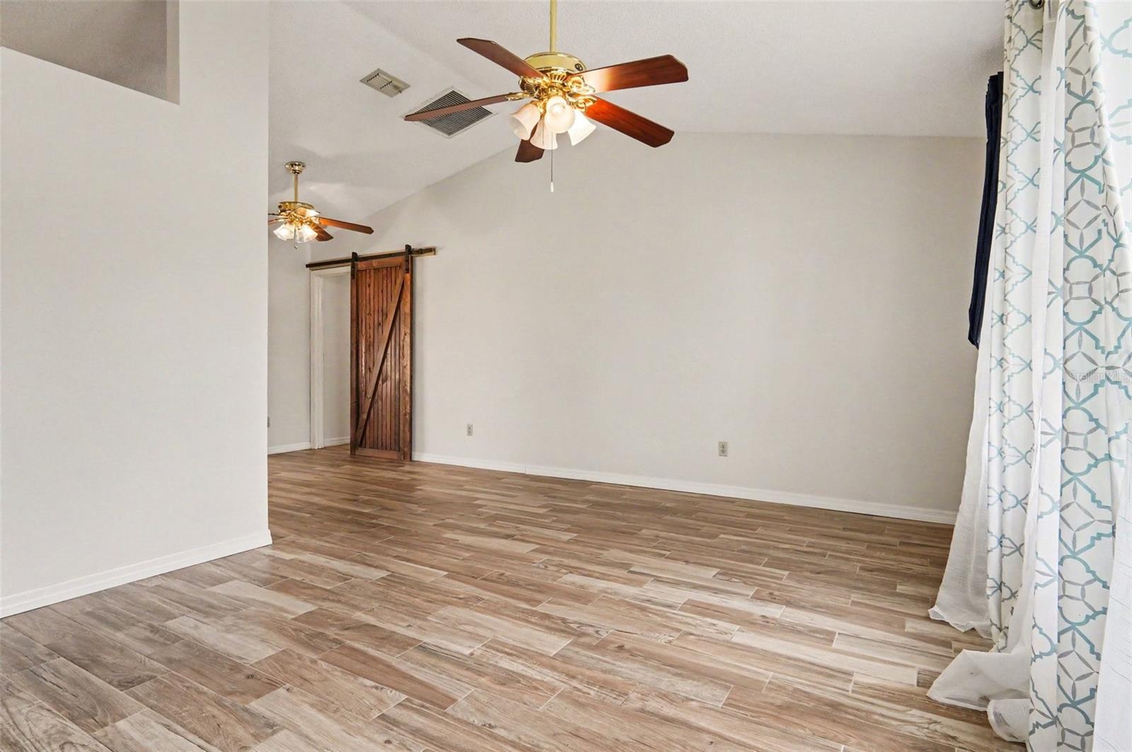 8625 REDSKIN COURT