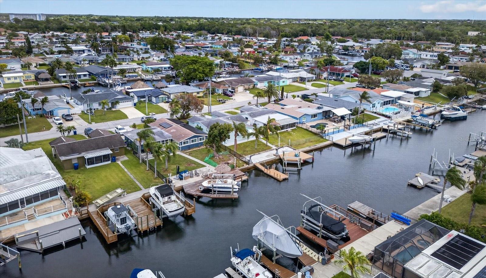 FLOR A MAR - Residential