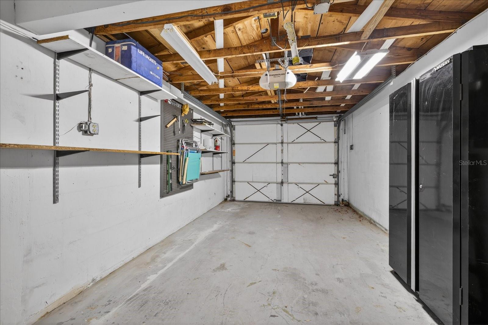 FLOR A MAR - Residential