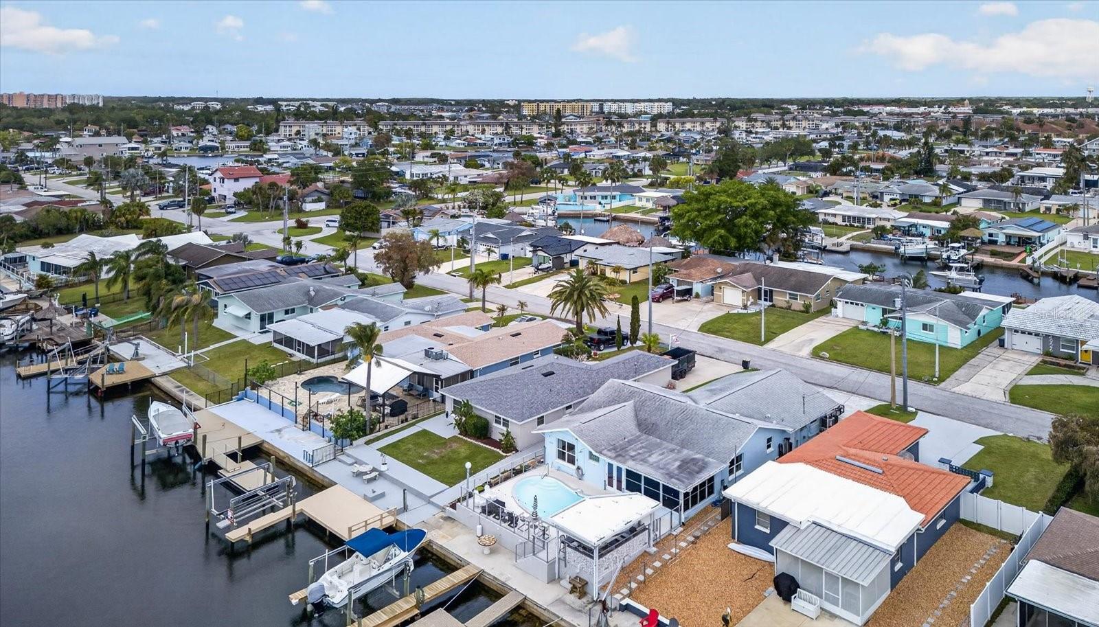 FLOR A MAR - Residential