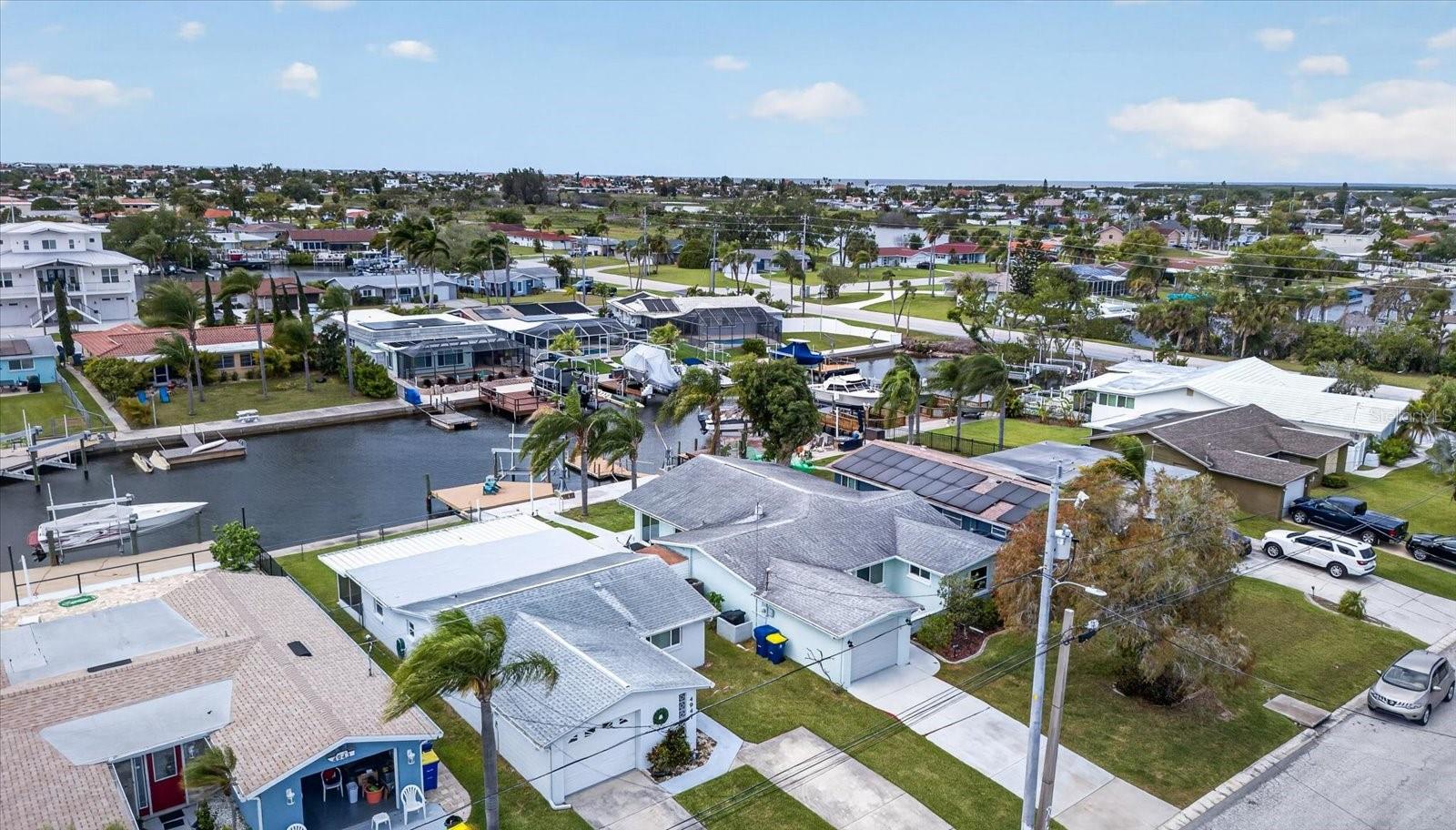 FLOR A MAR - Residential