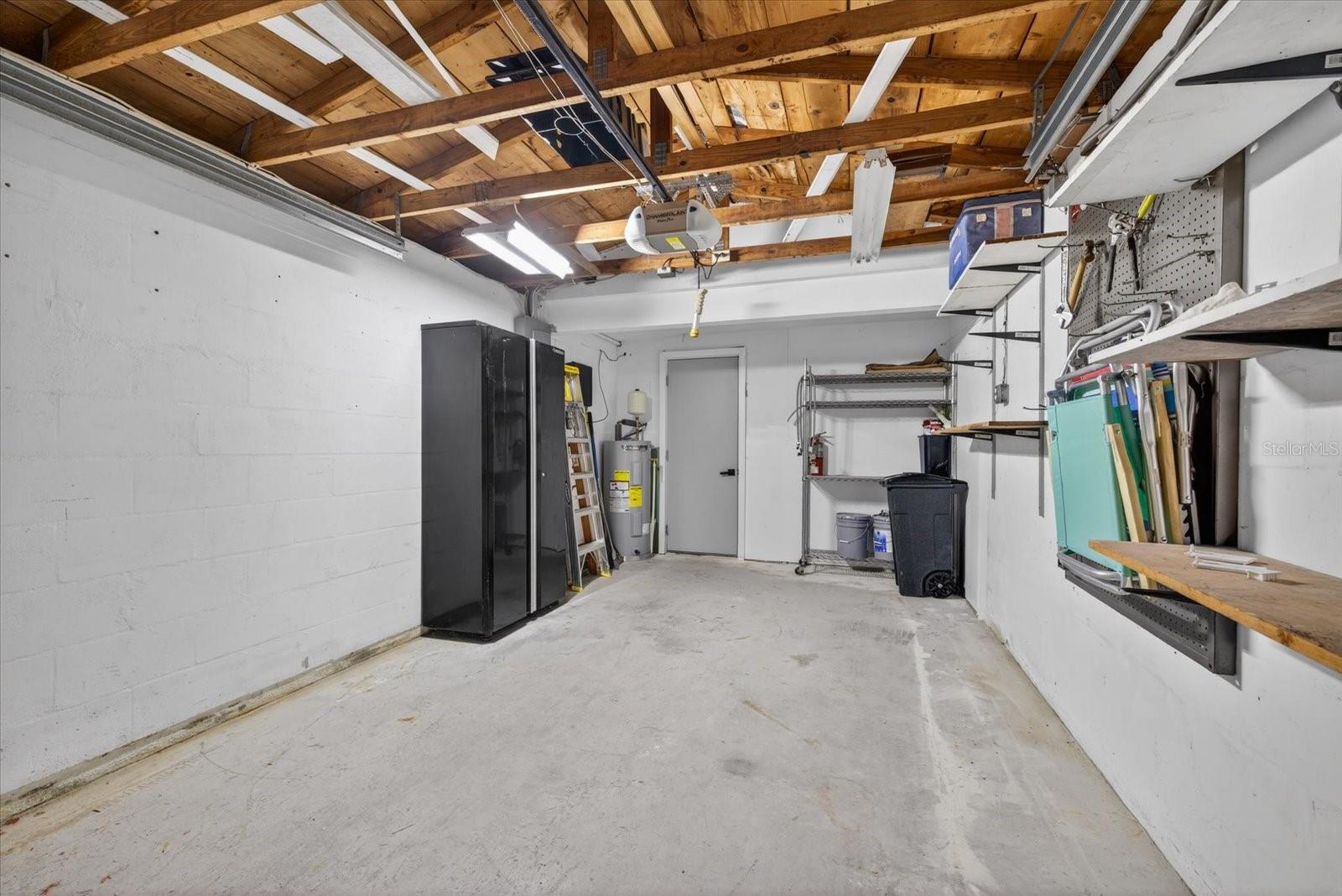 FLOR A MAR - Residential