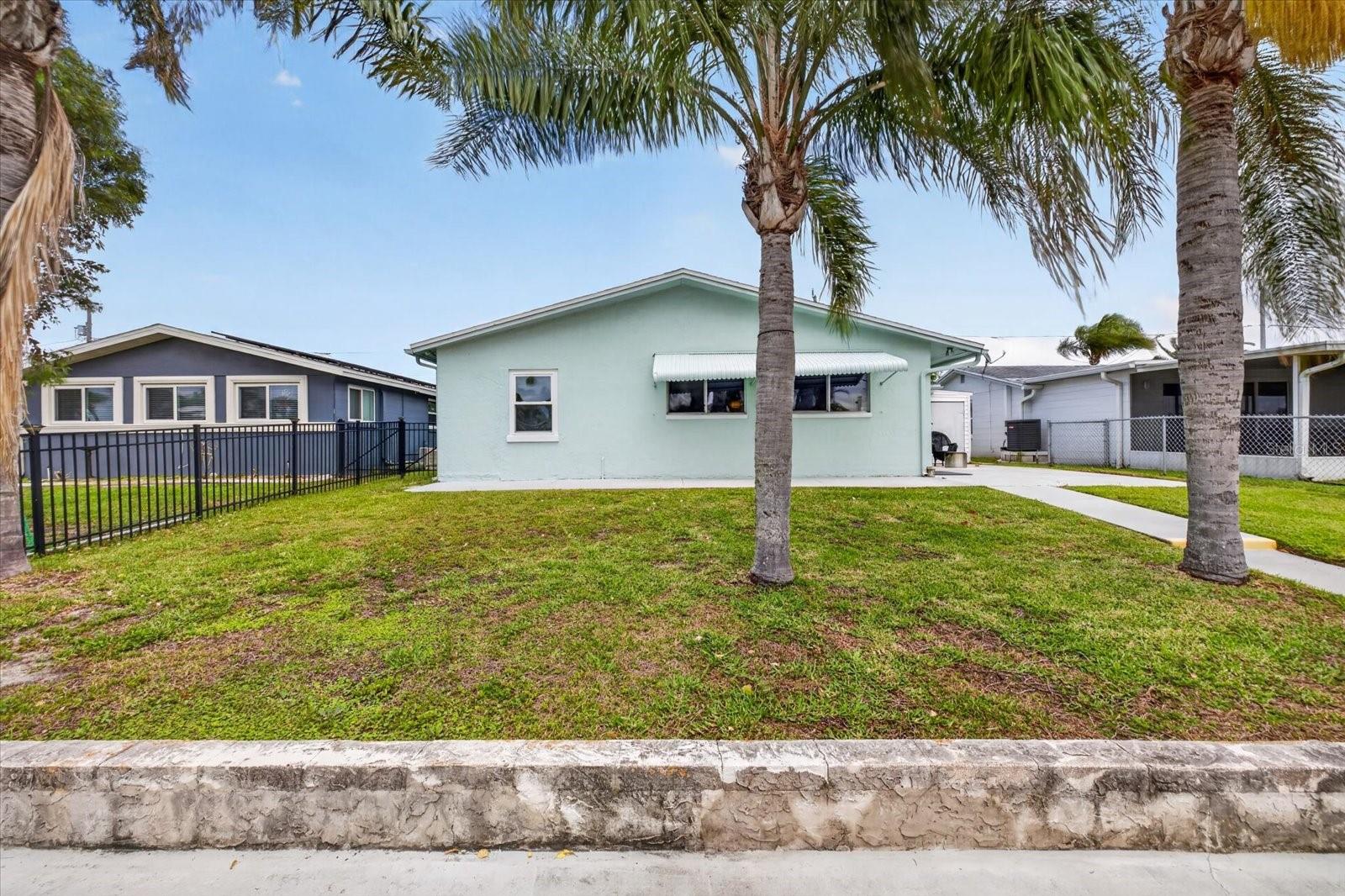 FLOR A MAR - Residential