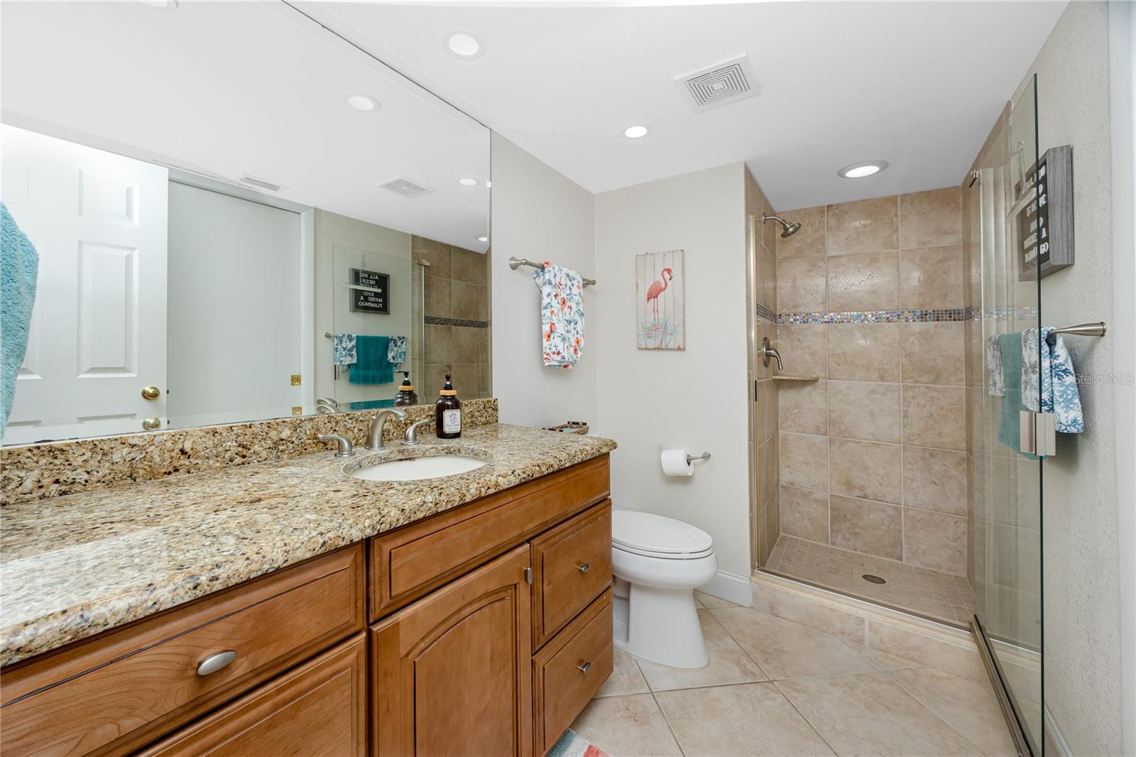 ANCHOR COVE 1 CONDO - Residential