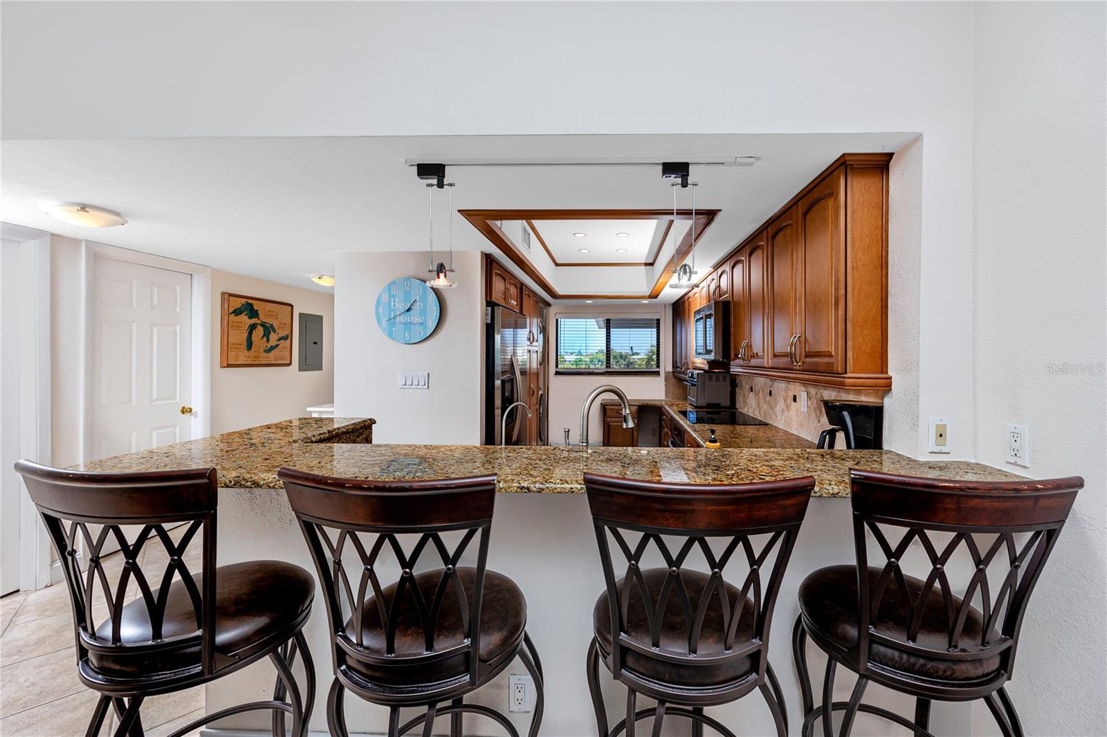 ANCHOR COVE 1 CONDO - Residential