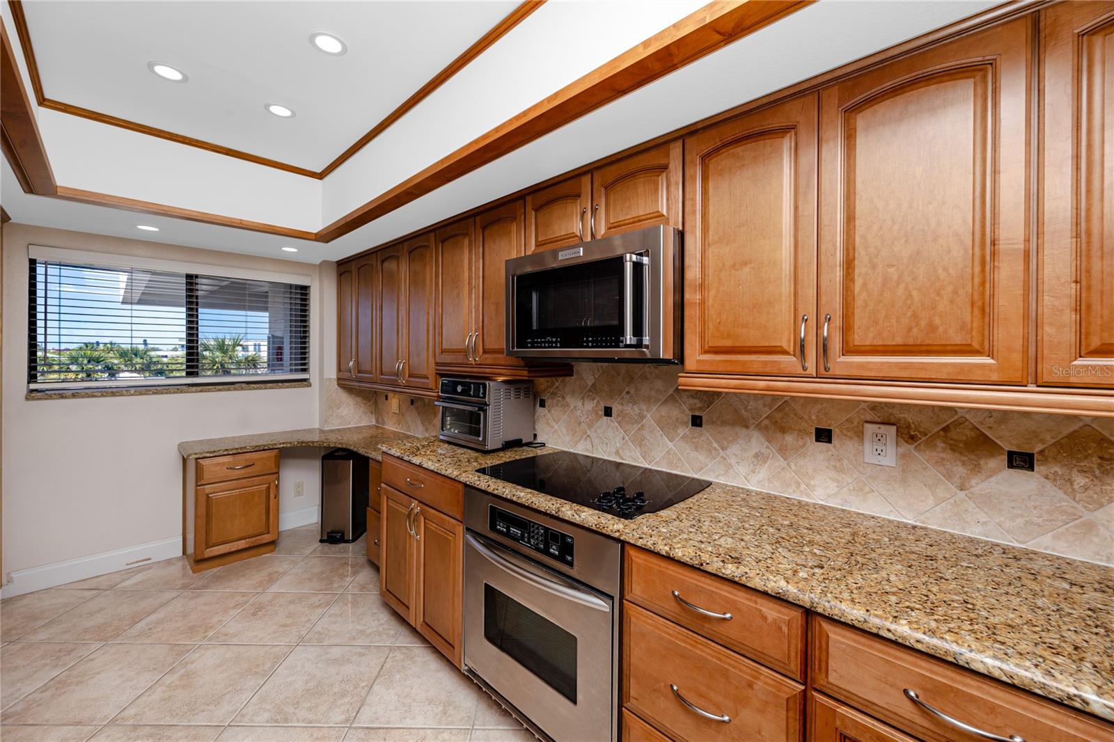 ANCHOR COVE 1 CONDO - Residential