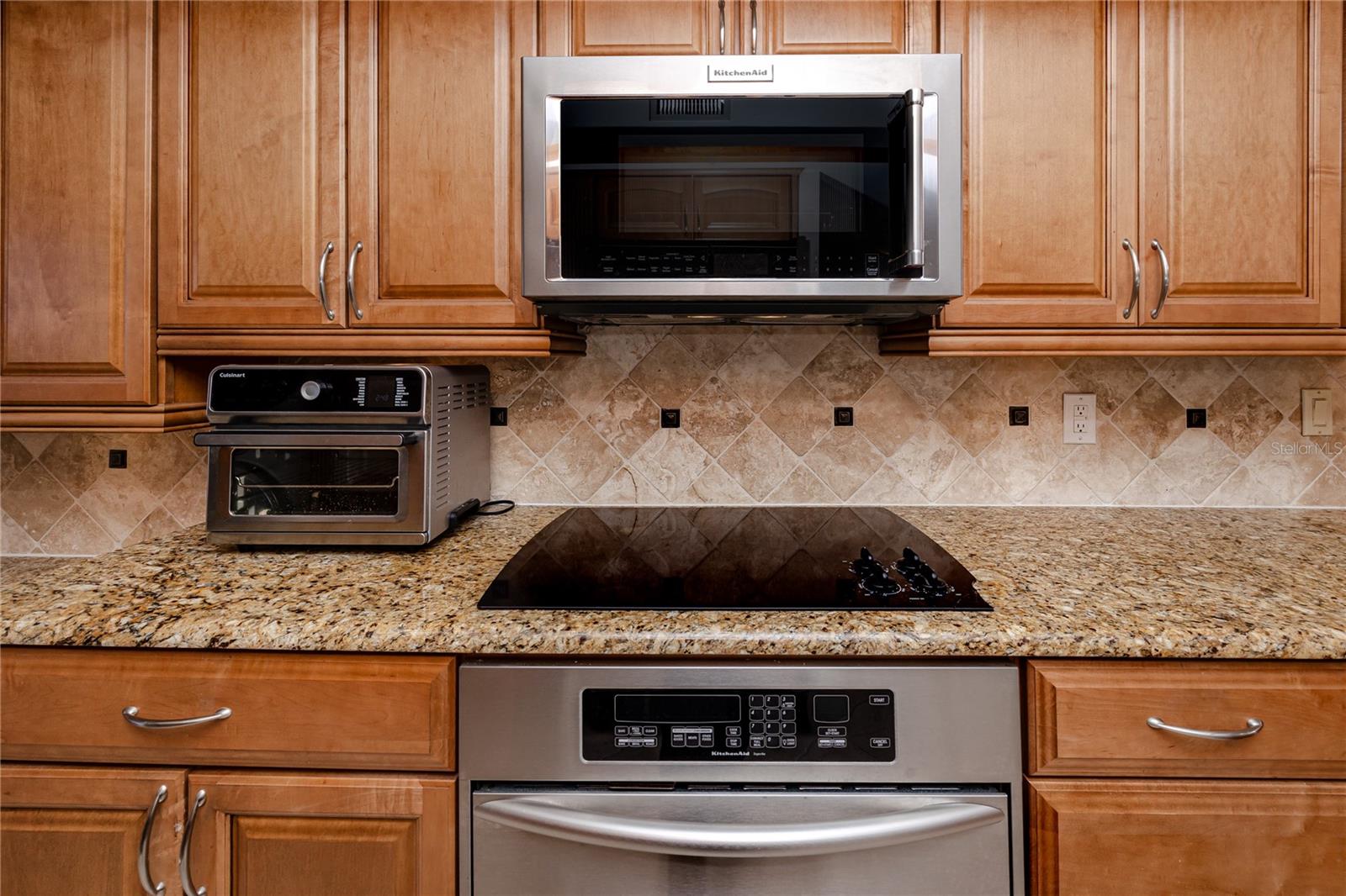 ANCHOR COVE 1 CONDO - Residential