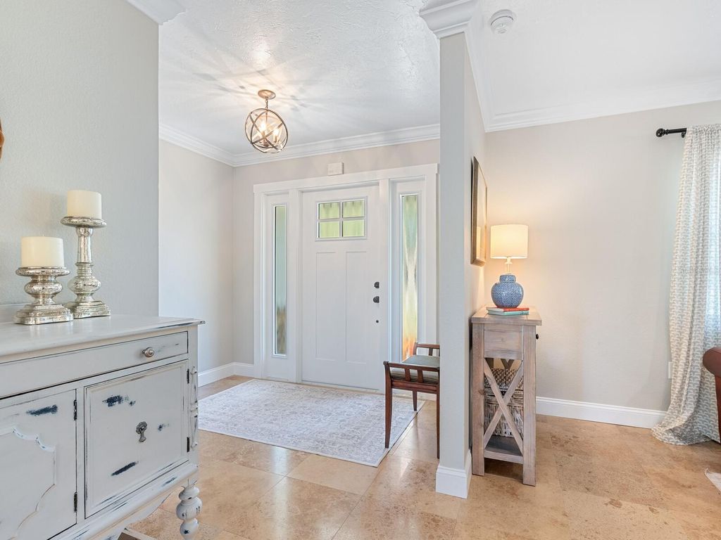 Photo of 130 Mimosa Drive, Sarasota, FL 34232 (MLS # A4673876)