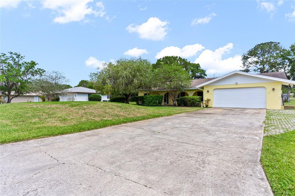 Photo of 22481 SOUTHSHORE DRIVE, LAND O LAKES, FL 34639 (MLS # T3443763)