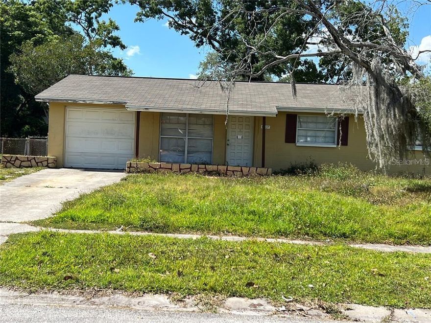 Conveniently located in residential neighborhood, short drive to Tampa International Airport, hospitals, shoping and more.