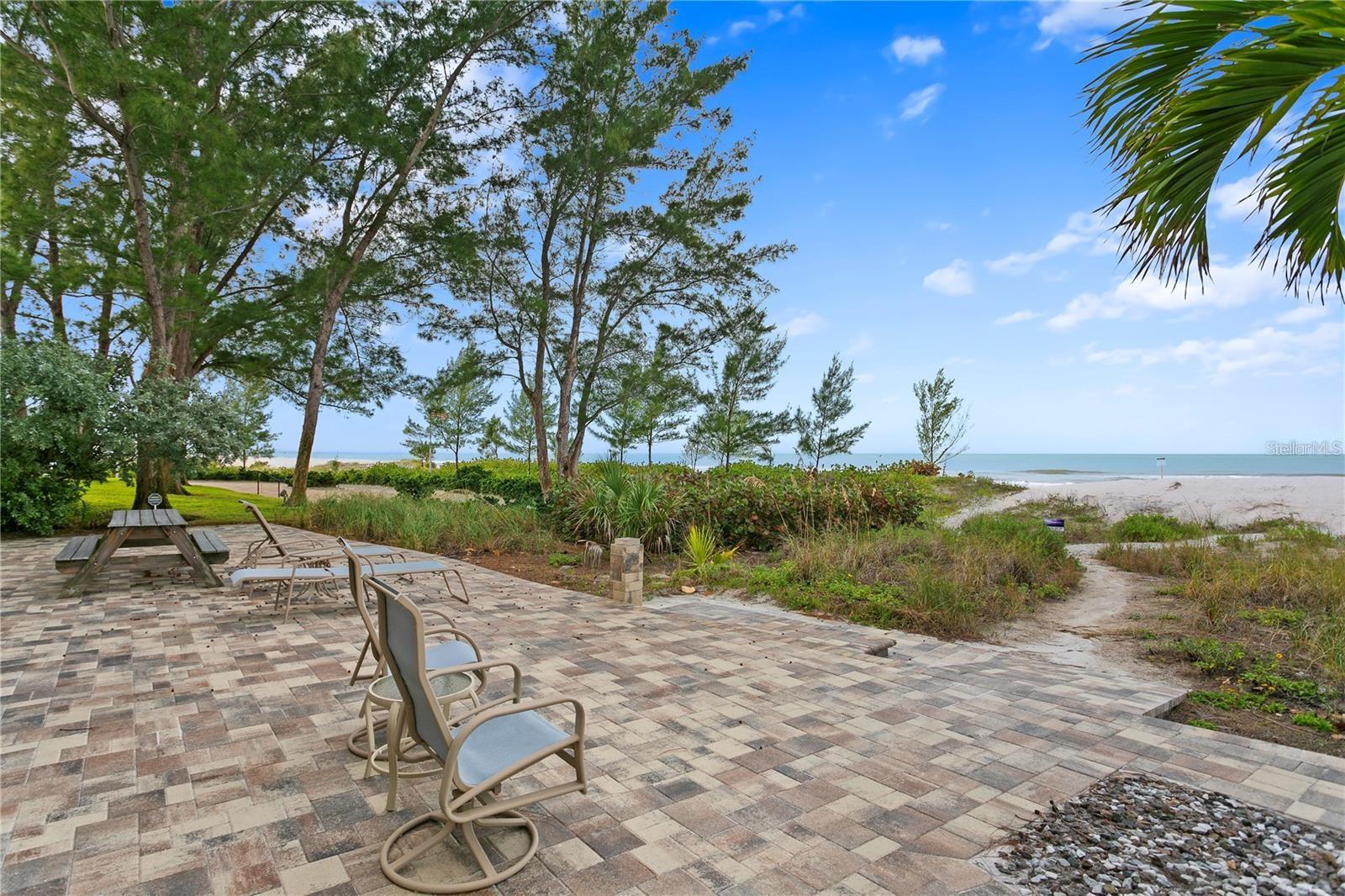 PIPERS III A CONDO - Residential