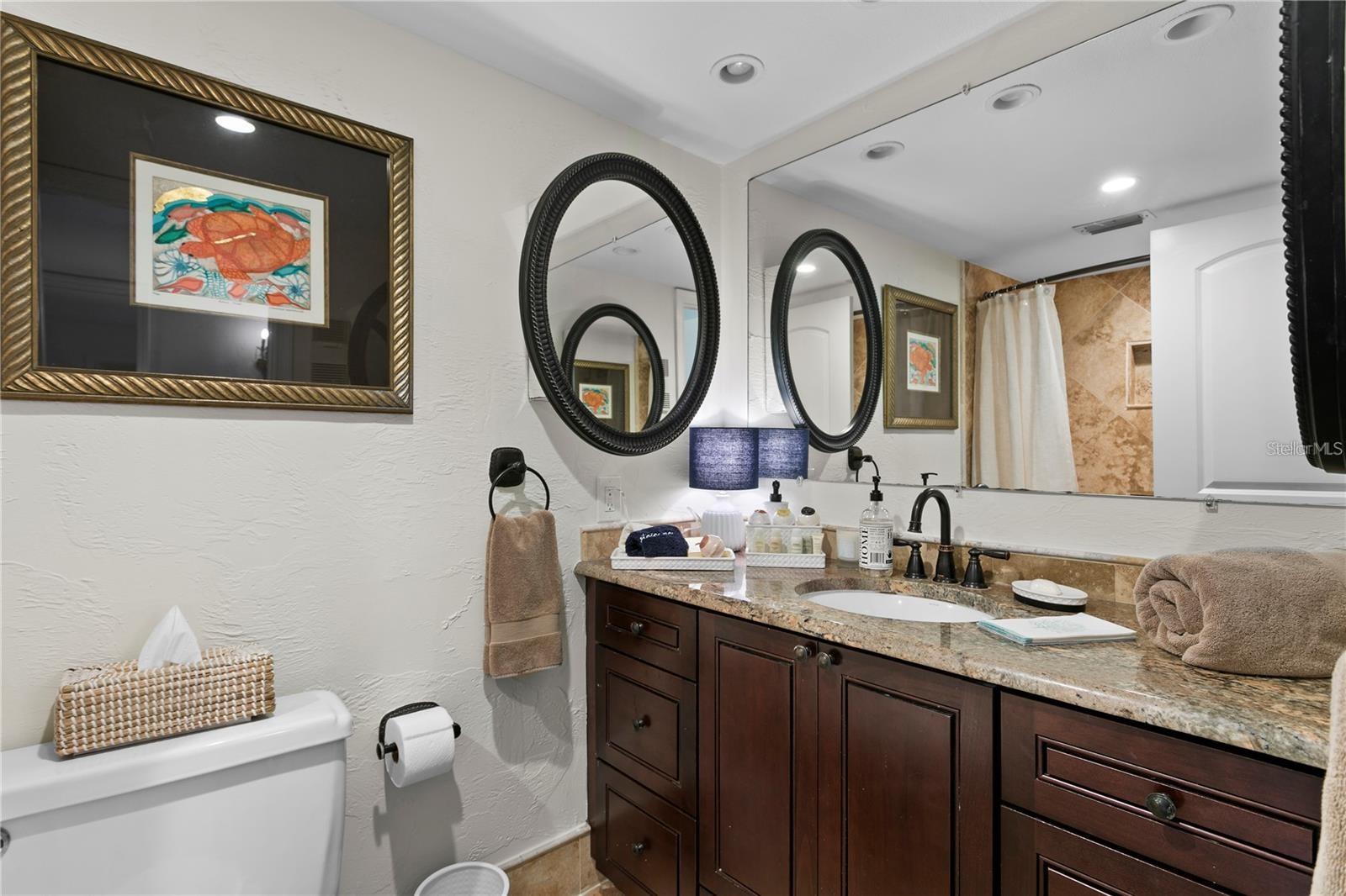 PIPERS III A CONDO - Residential