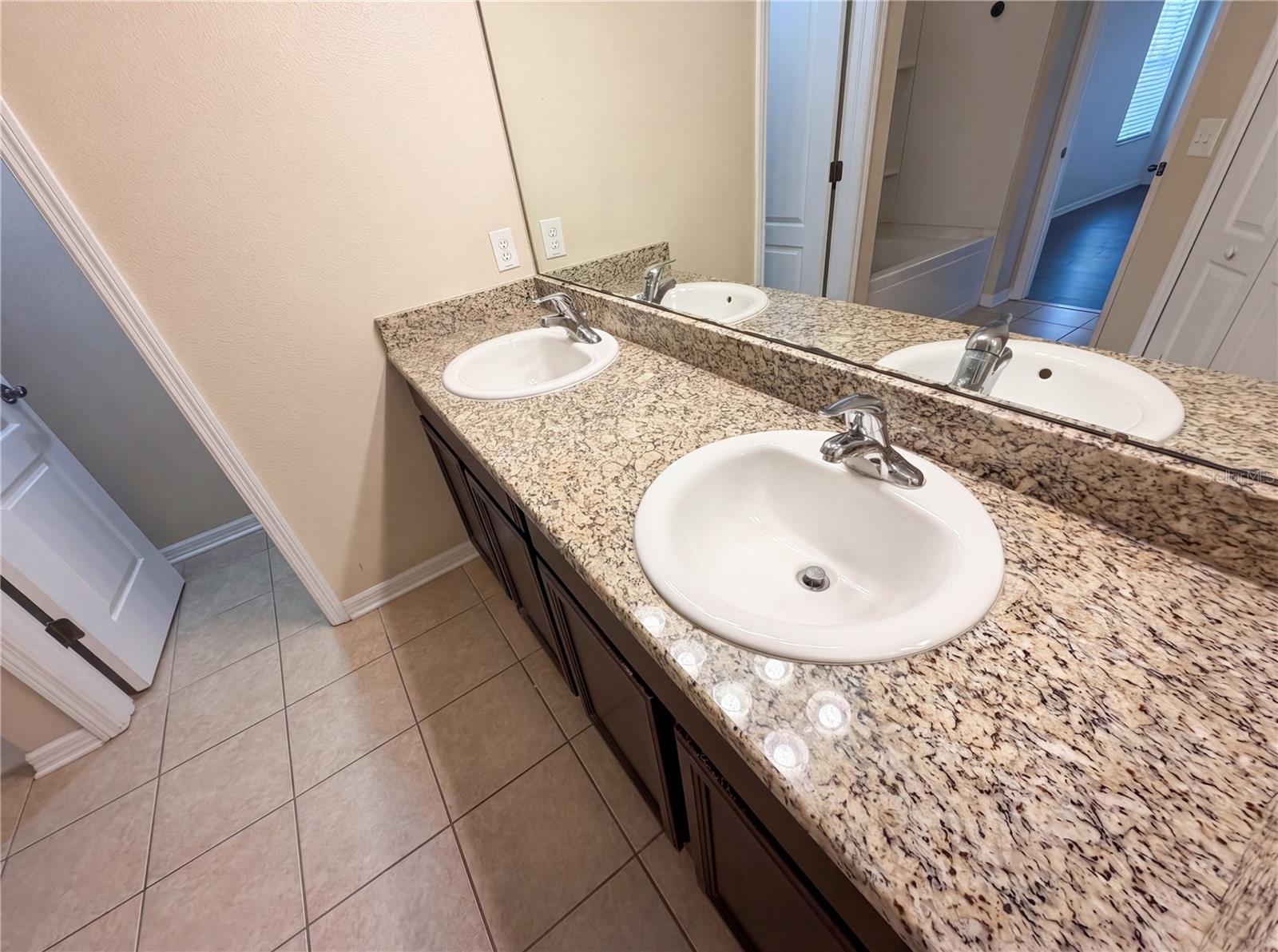 LONE STAR RANCH - Residential