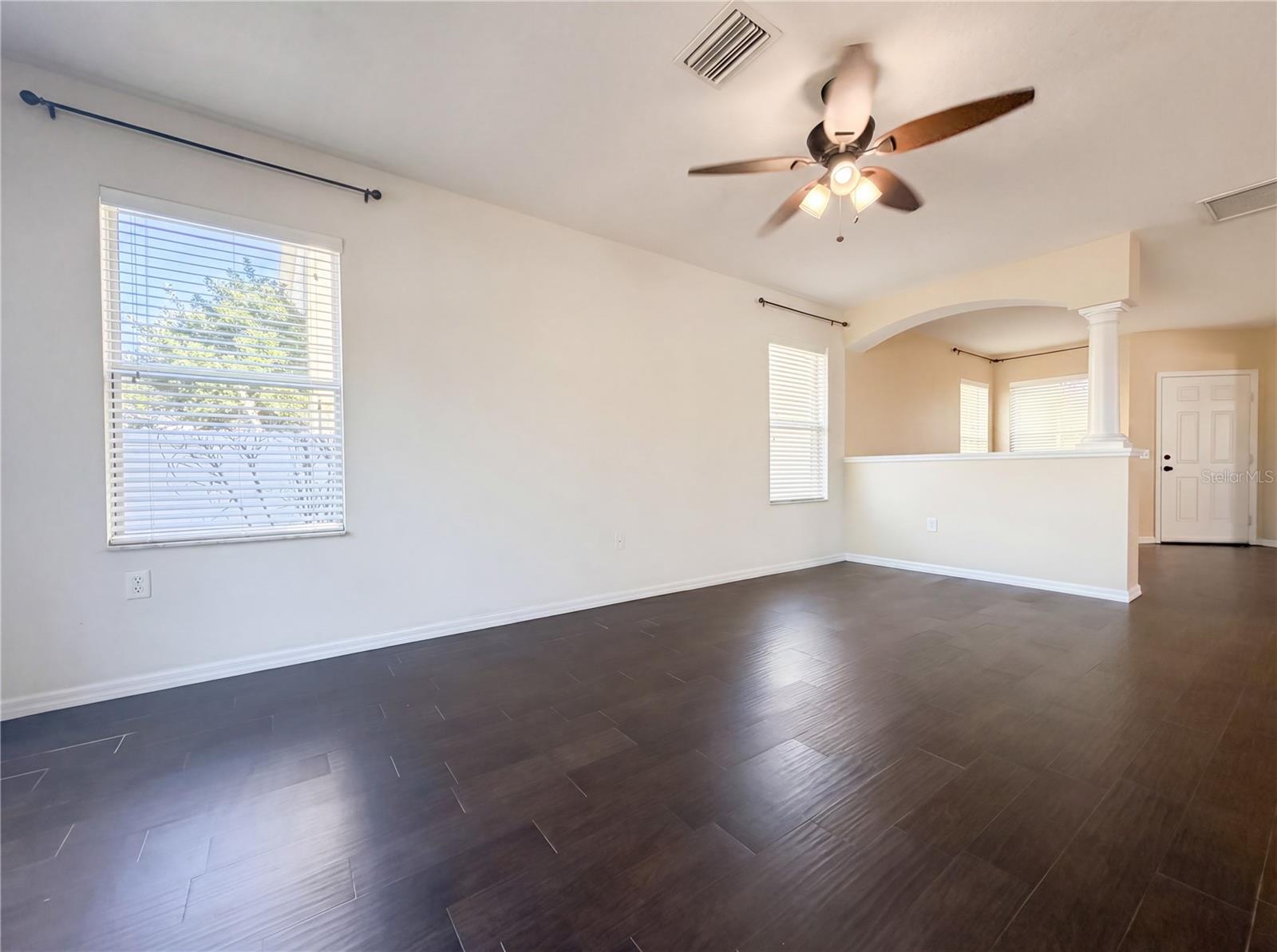 LONE STAR RANCH - Residential