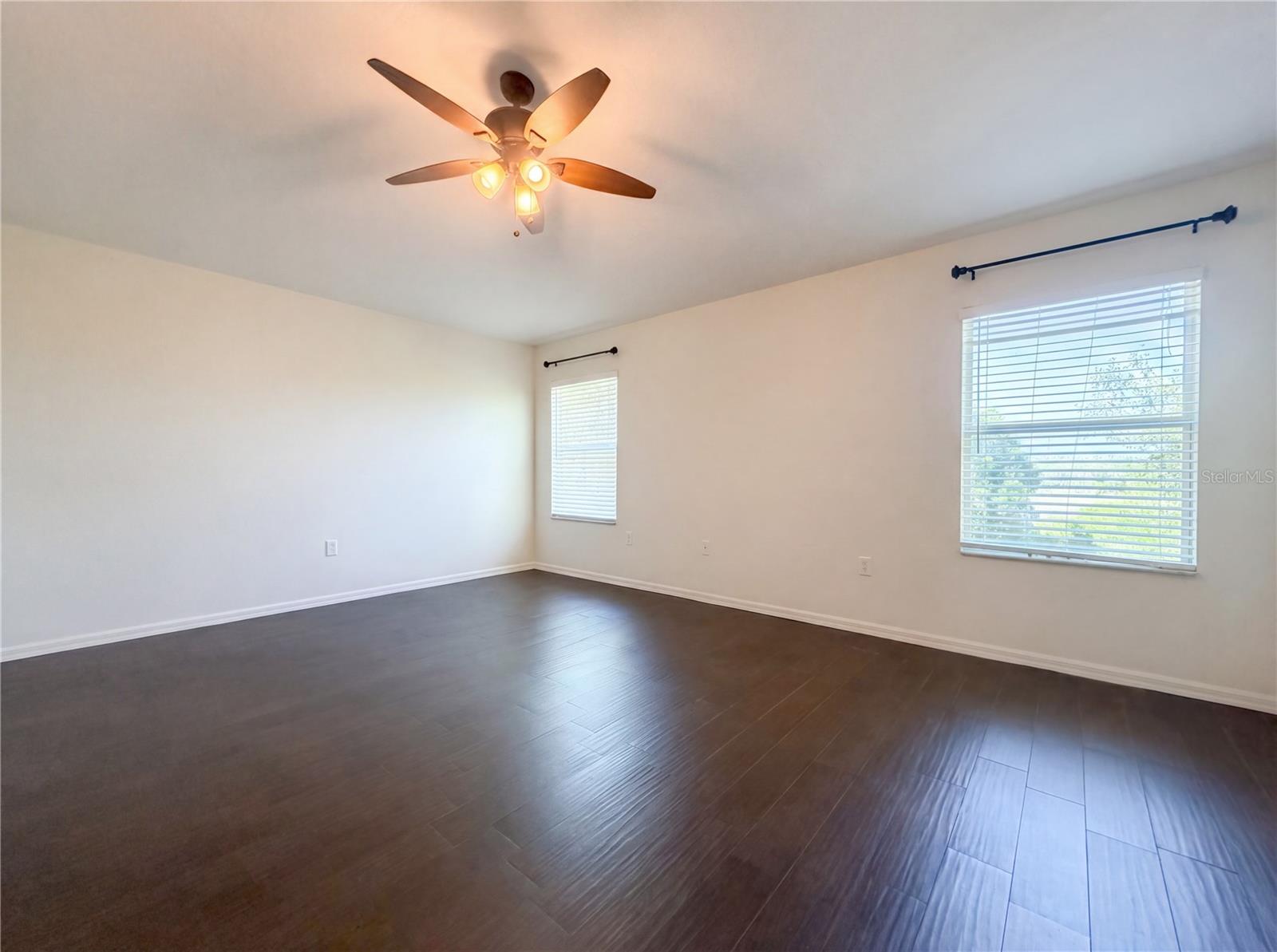 LONE STAR RANCH - Residential