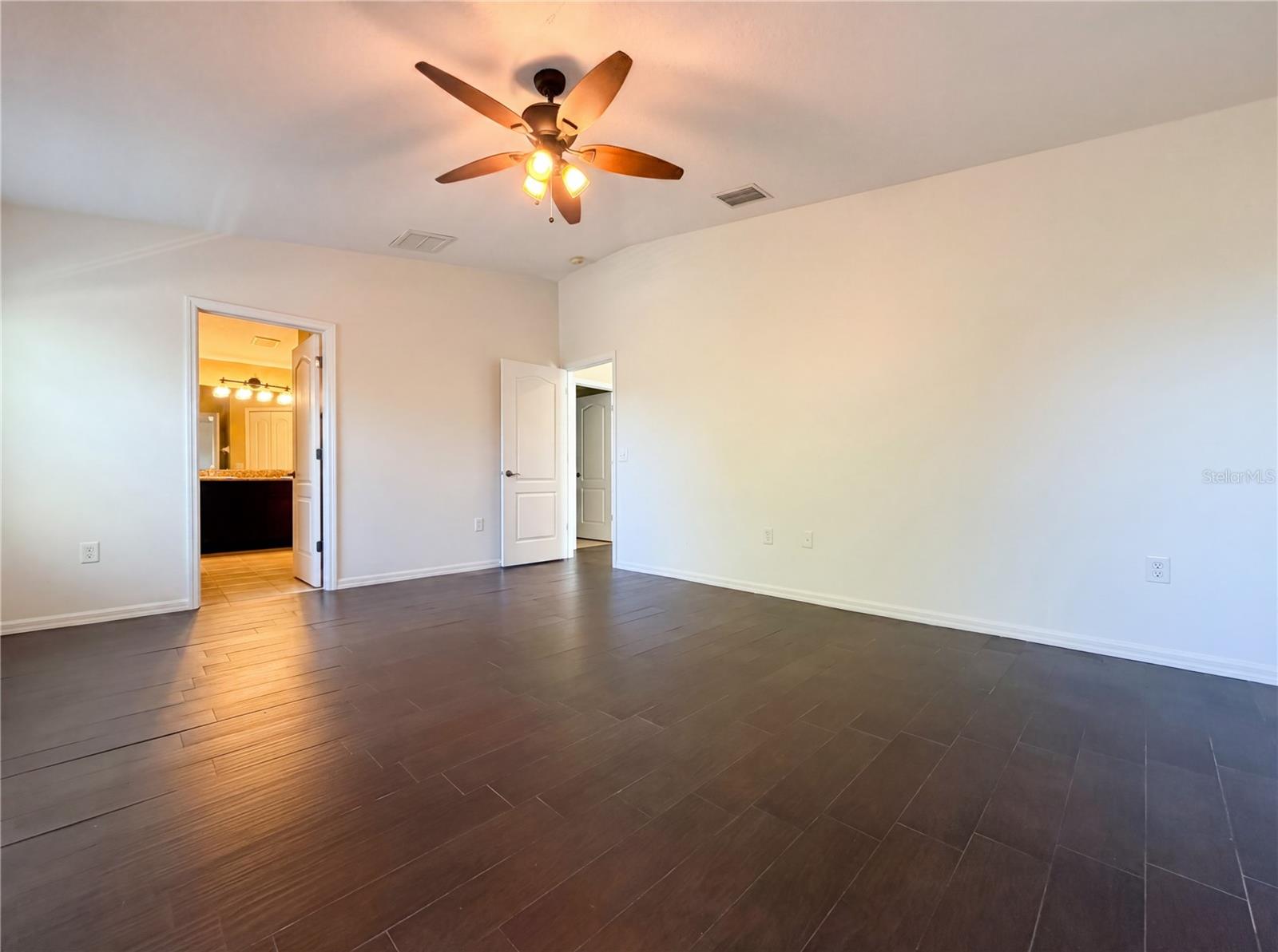 LONE STAR RANCH - Residential