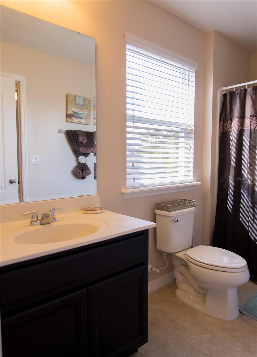 TRAFALGAR VLG PH 3 - Residential Lease