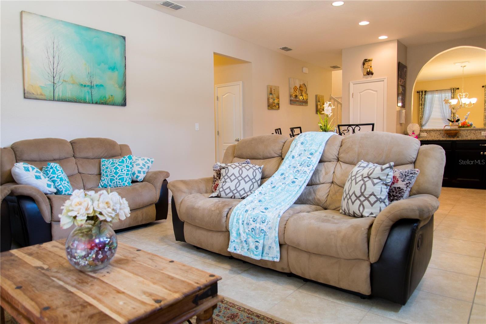 TRAFALGAR VLG PH 3 - Residential Lease