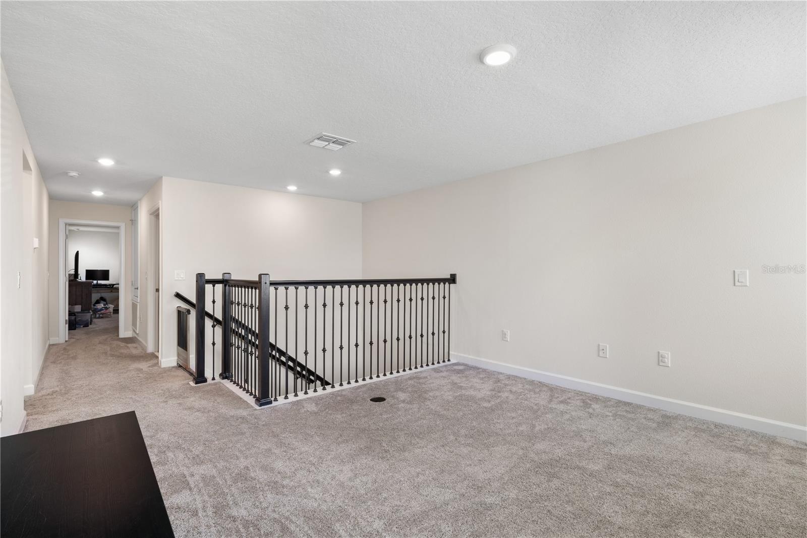 STOREY PK-PCL L PH 4 - Residential