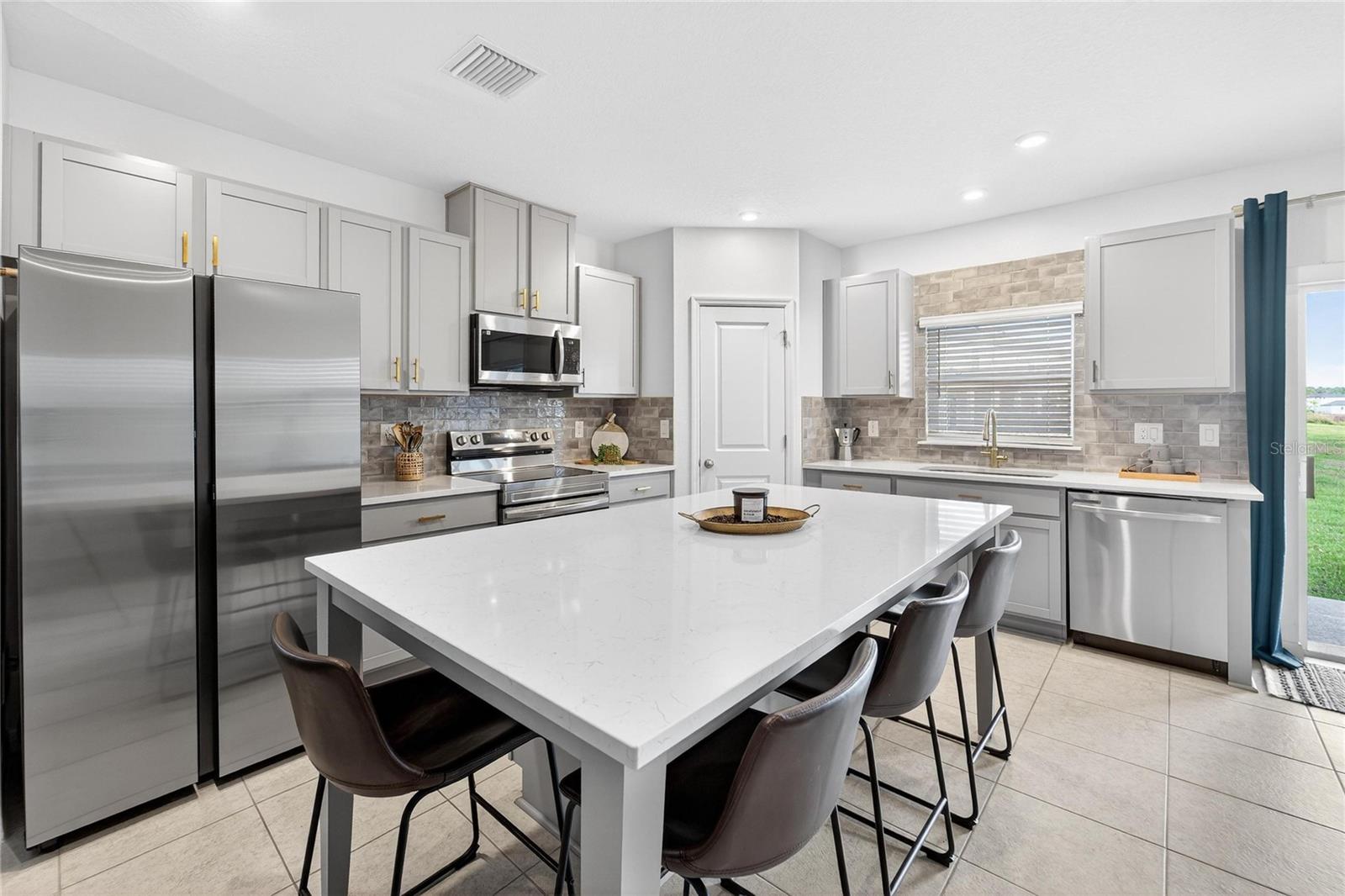 MIRADA PRCL 7 - Residential Lease