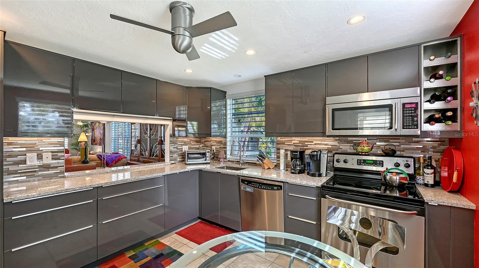 LONGBOAT HARBOUR - Residential