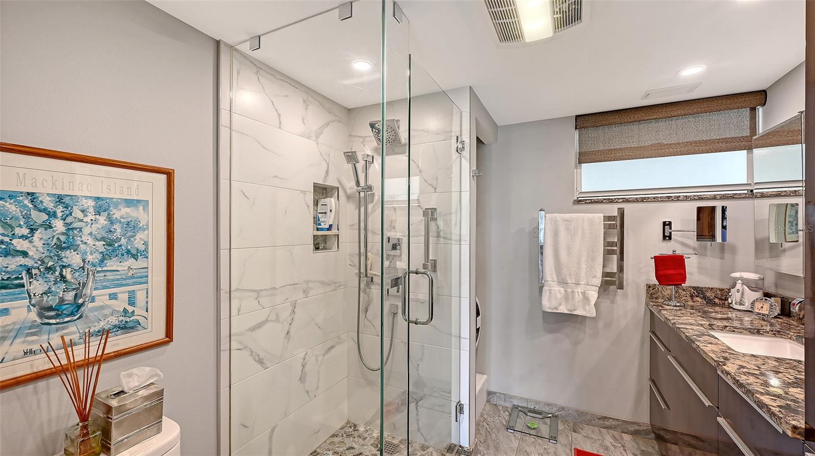 LONGBOAT HARBOUR - Residential