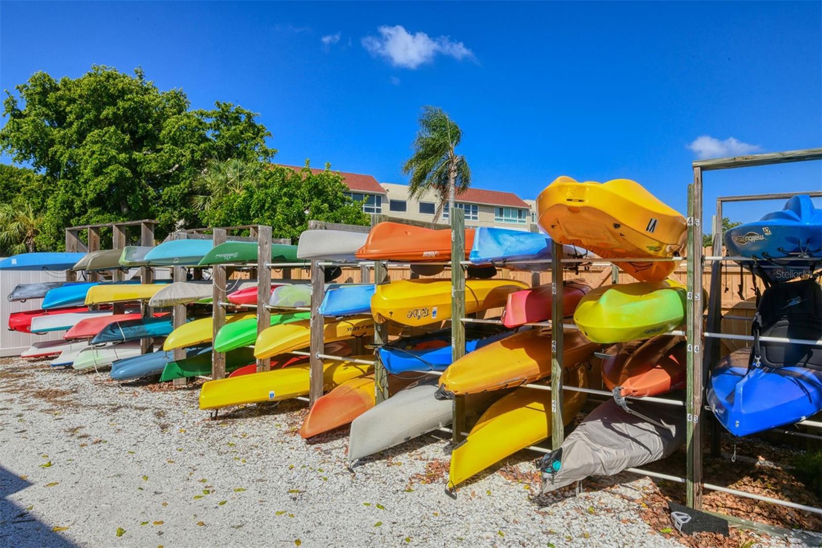 LONGBOAT HARBOUR - Residential