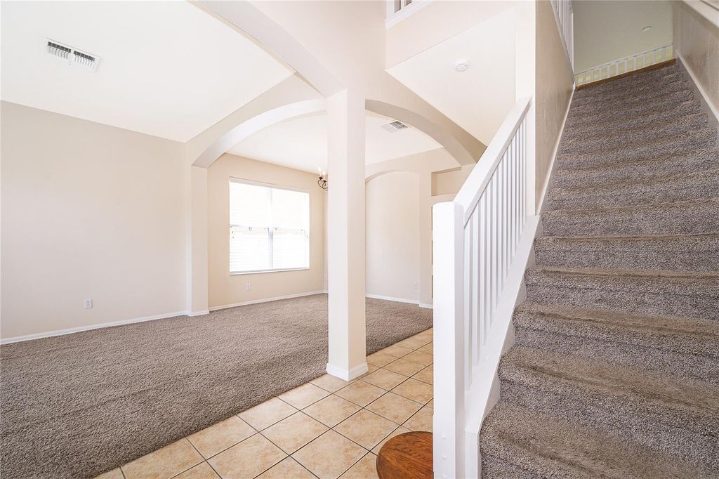 Photo of 1412 Spring Fest Lane, Orlando, FL 32828 (MLS # O6398535)