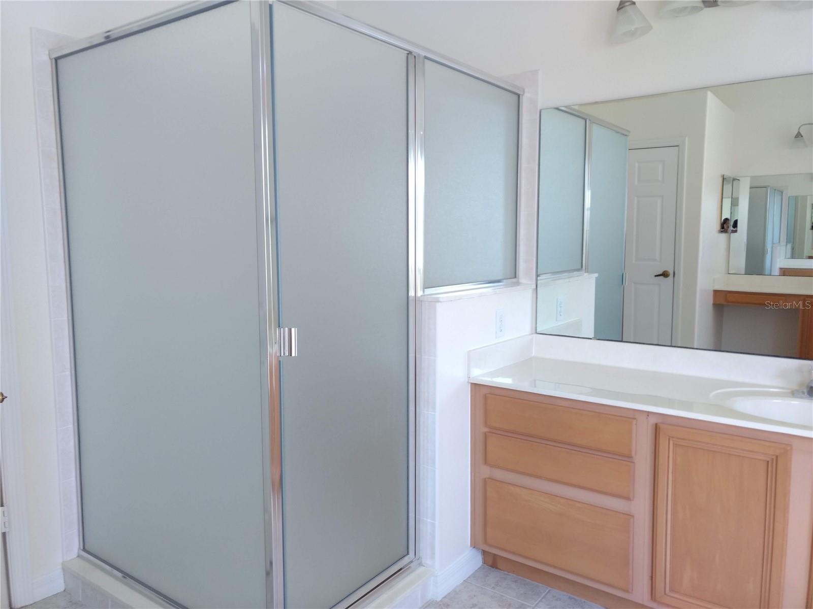 WATERFORD CHASE VILLAGE TR F - Residential Lease