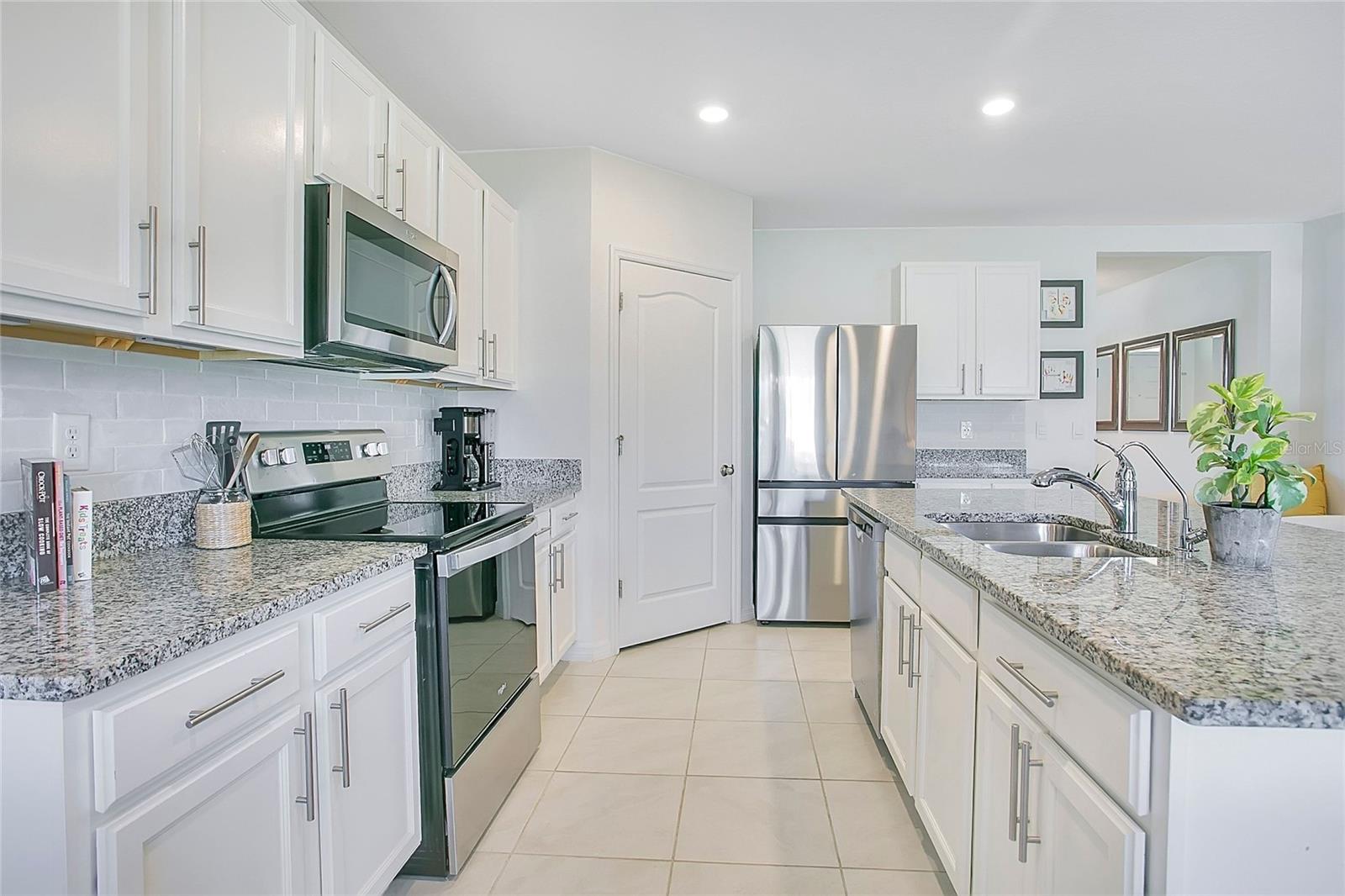 EASTGROVE - Residential