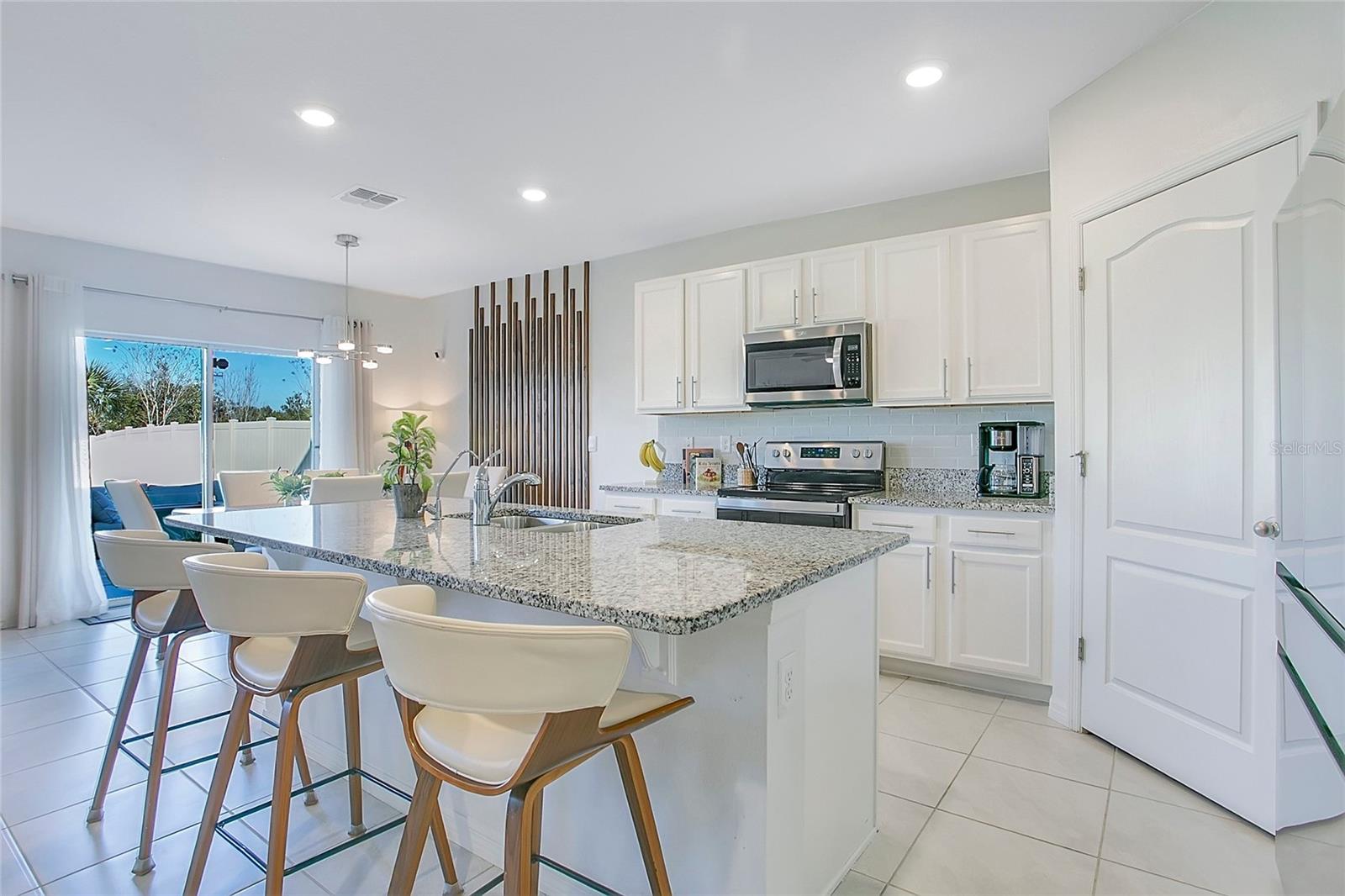 EASTGROVE - Residential