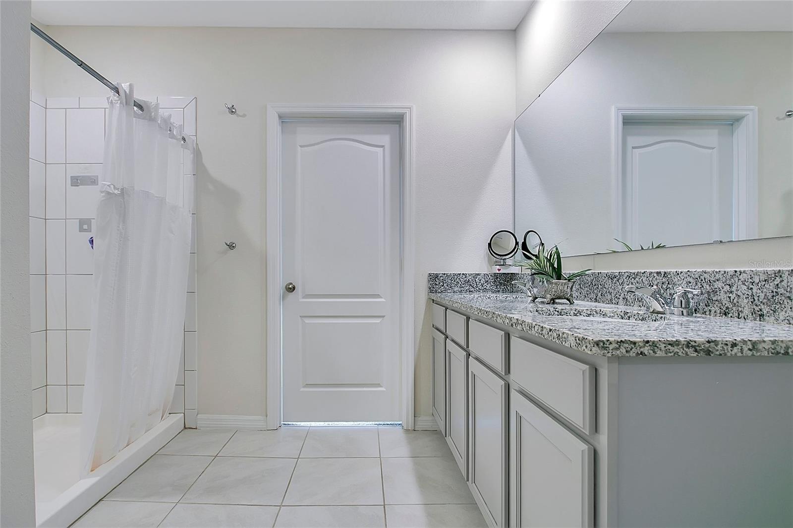 EASTGROVE - Residential