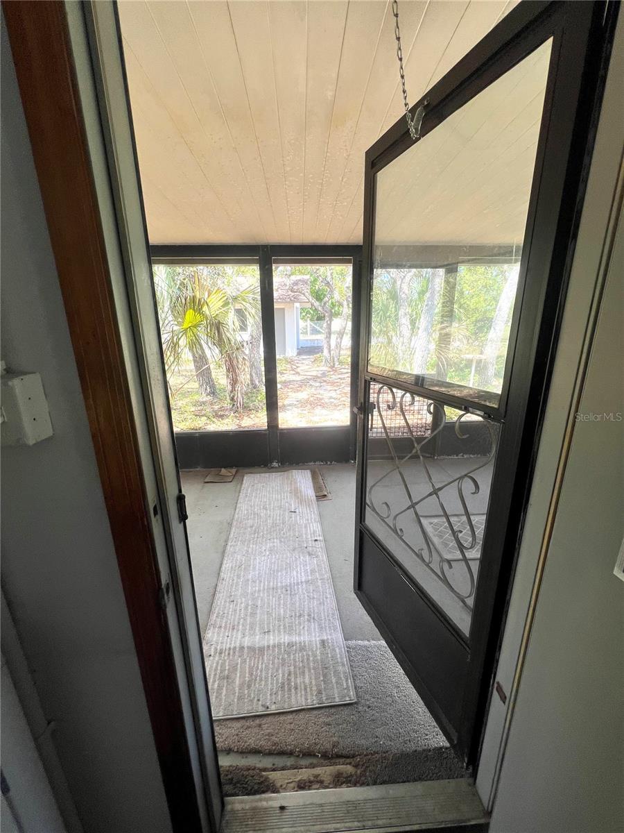 STENHOLM ENTERPRISES UNREC - Residential Lease