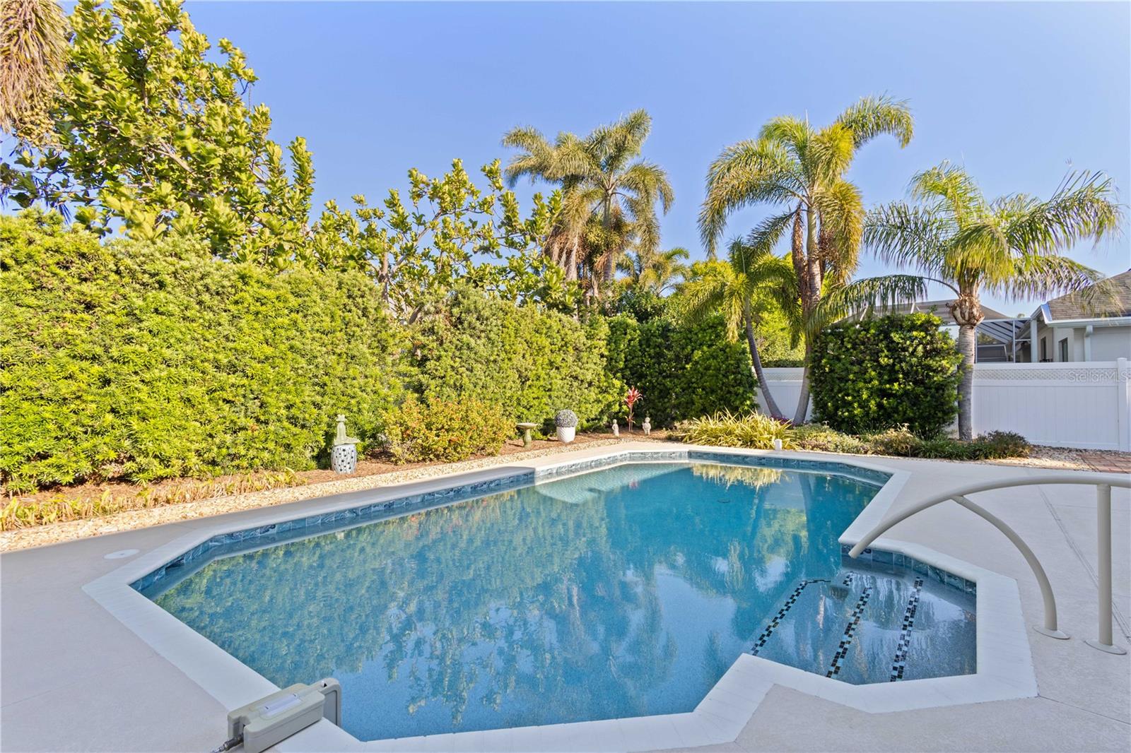 HAWTHORN PARK PH I - Residential