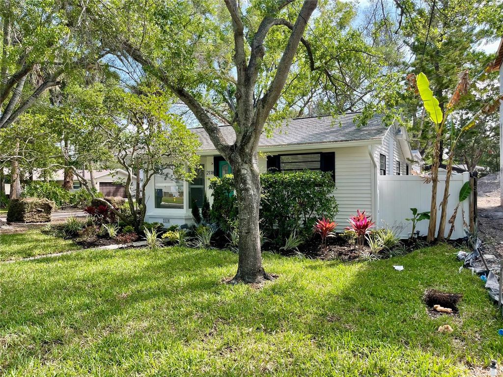 Photo of 2118 S Venus Street, Tampa, FL 33629 (MLS # TB8497620)