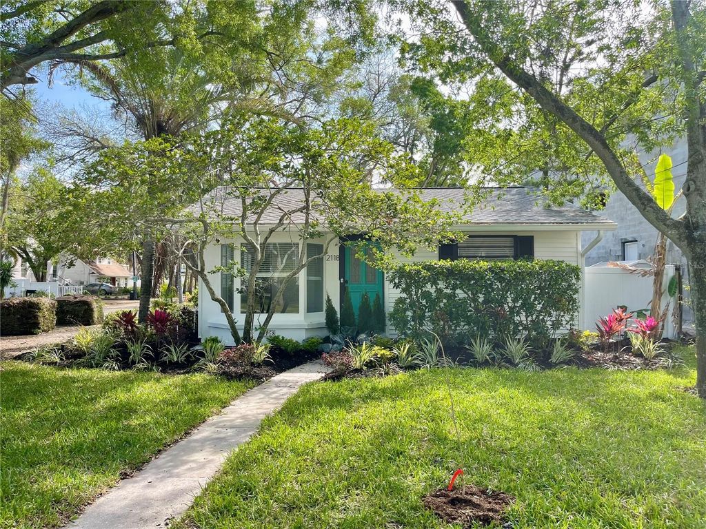 Photo of 2118 S Venus Street, Tampa, FL 33629 (MLS # TB8497620)