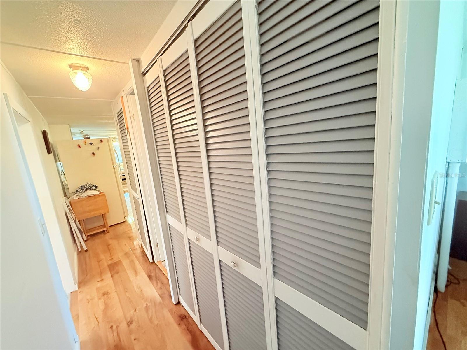 SLEEPY HOLLOW MOBILE ESTATES - Residential