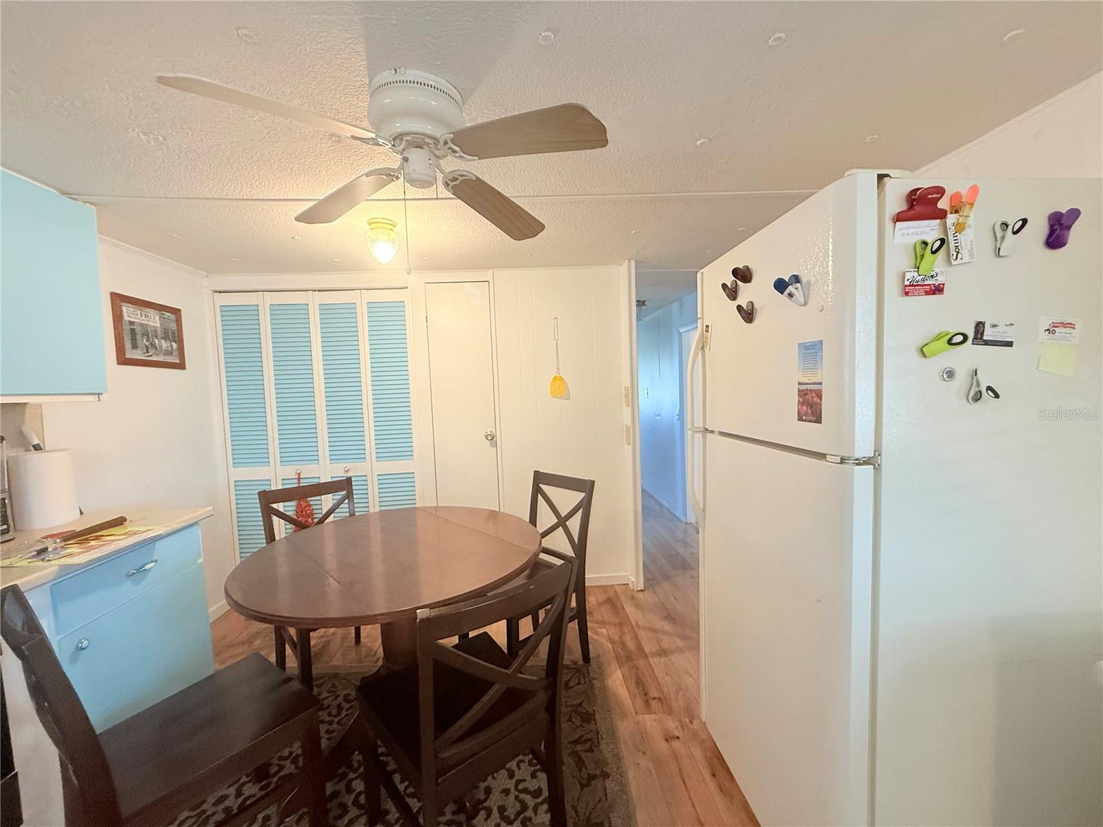 SLEEPY HOLLOW MOBILE ESTATES - Residential