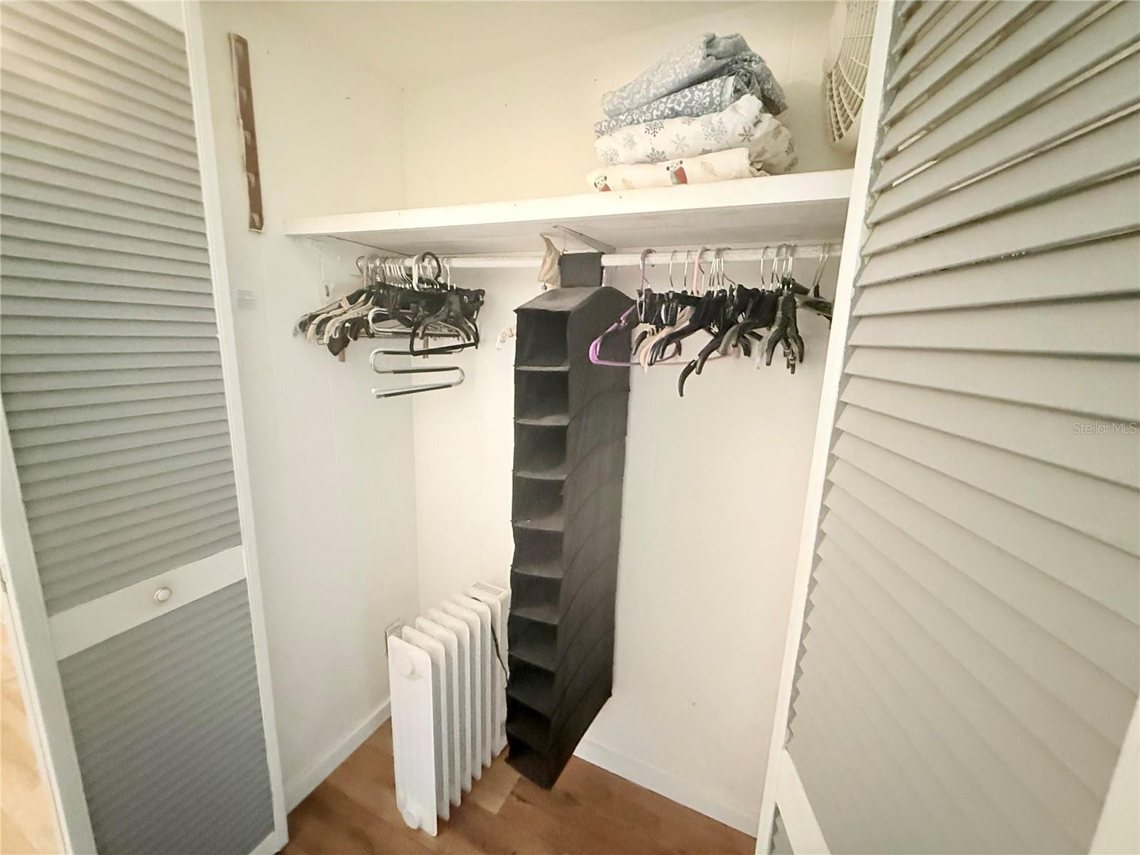 SLEEPY HOLLOW MOBILE ESTATES - Residential