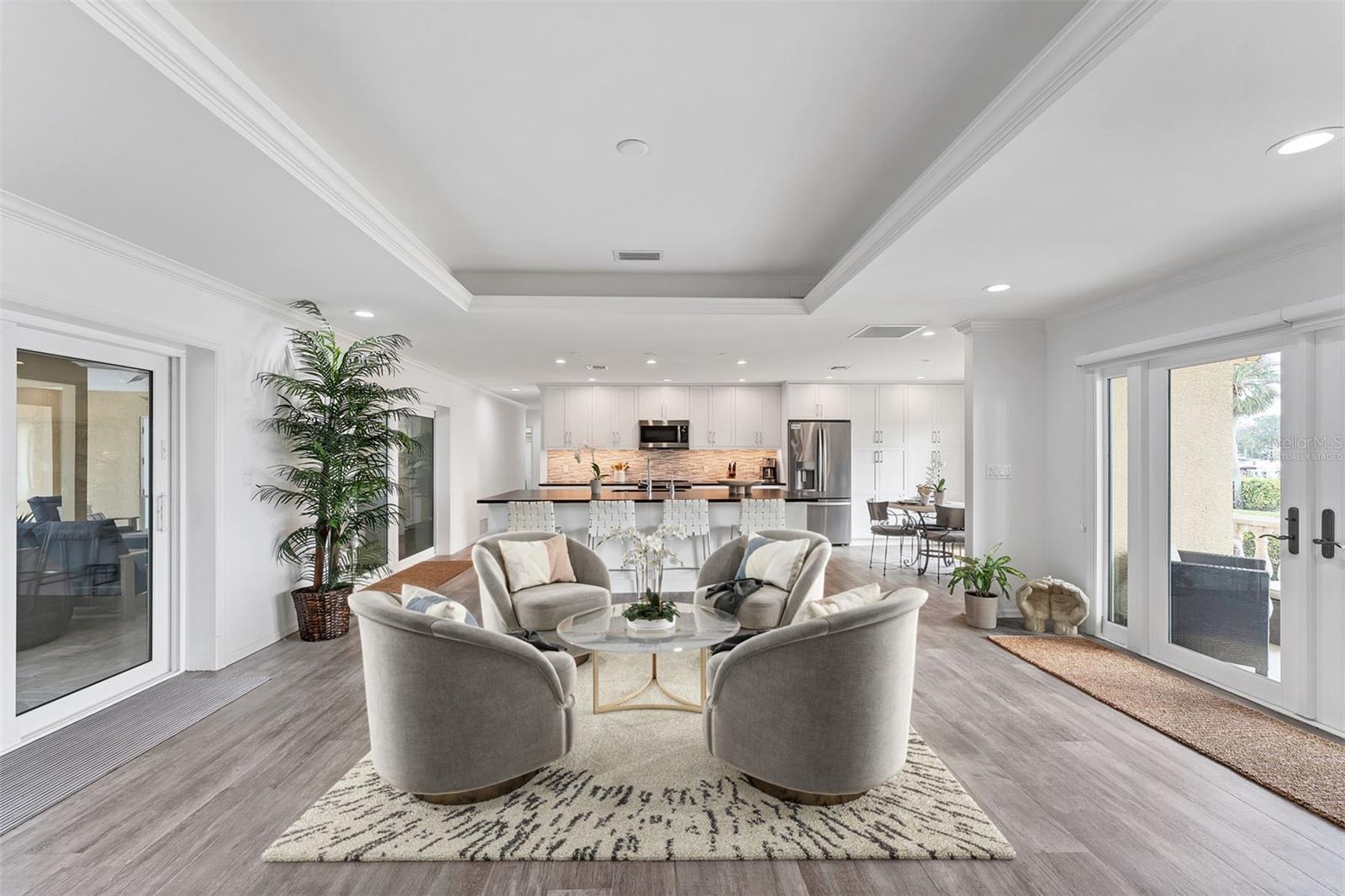 SOUTHBAY YACHT & RACQUET CLUB - Residential