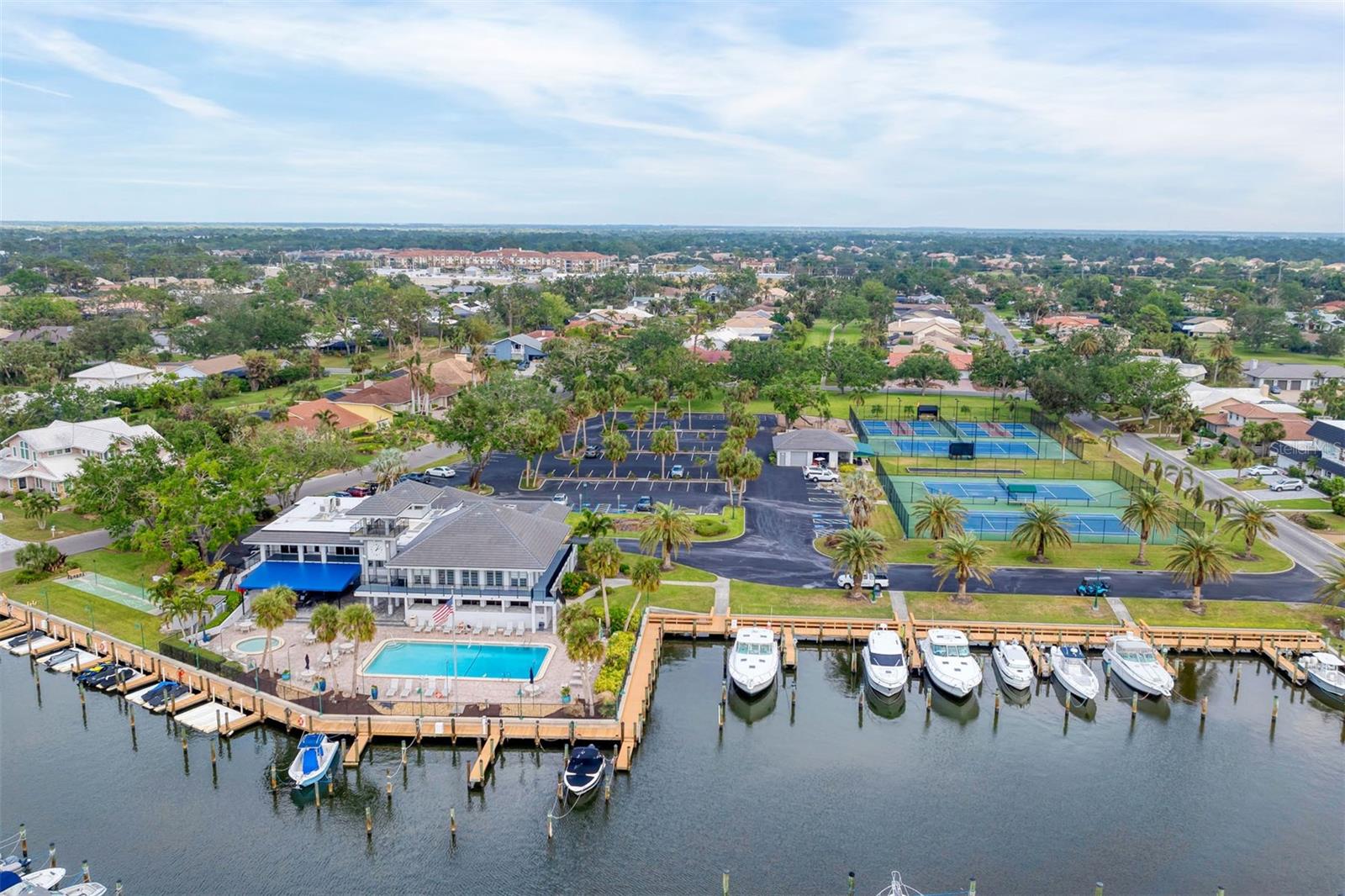 SOUTHBAY YACHT & RACQUET CLUB - Residential