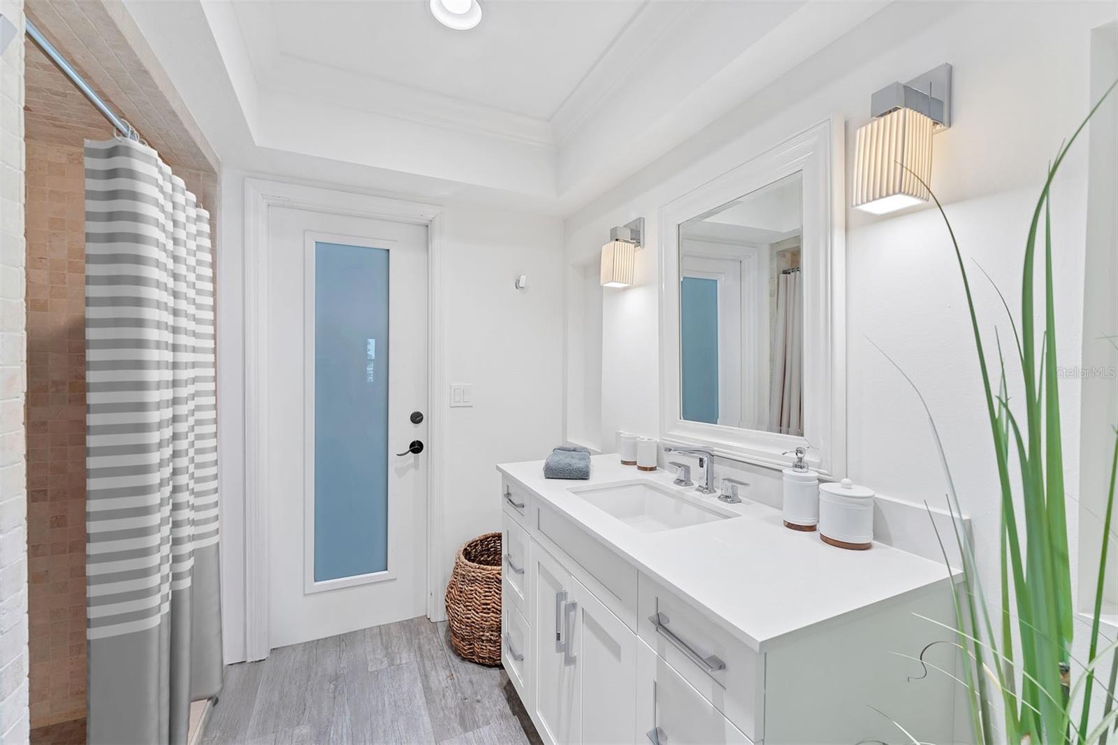 SOUTHBAY YACHT & RACQUET CLUB - Residential