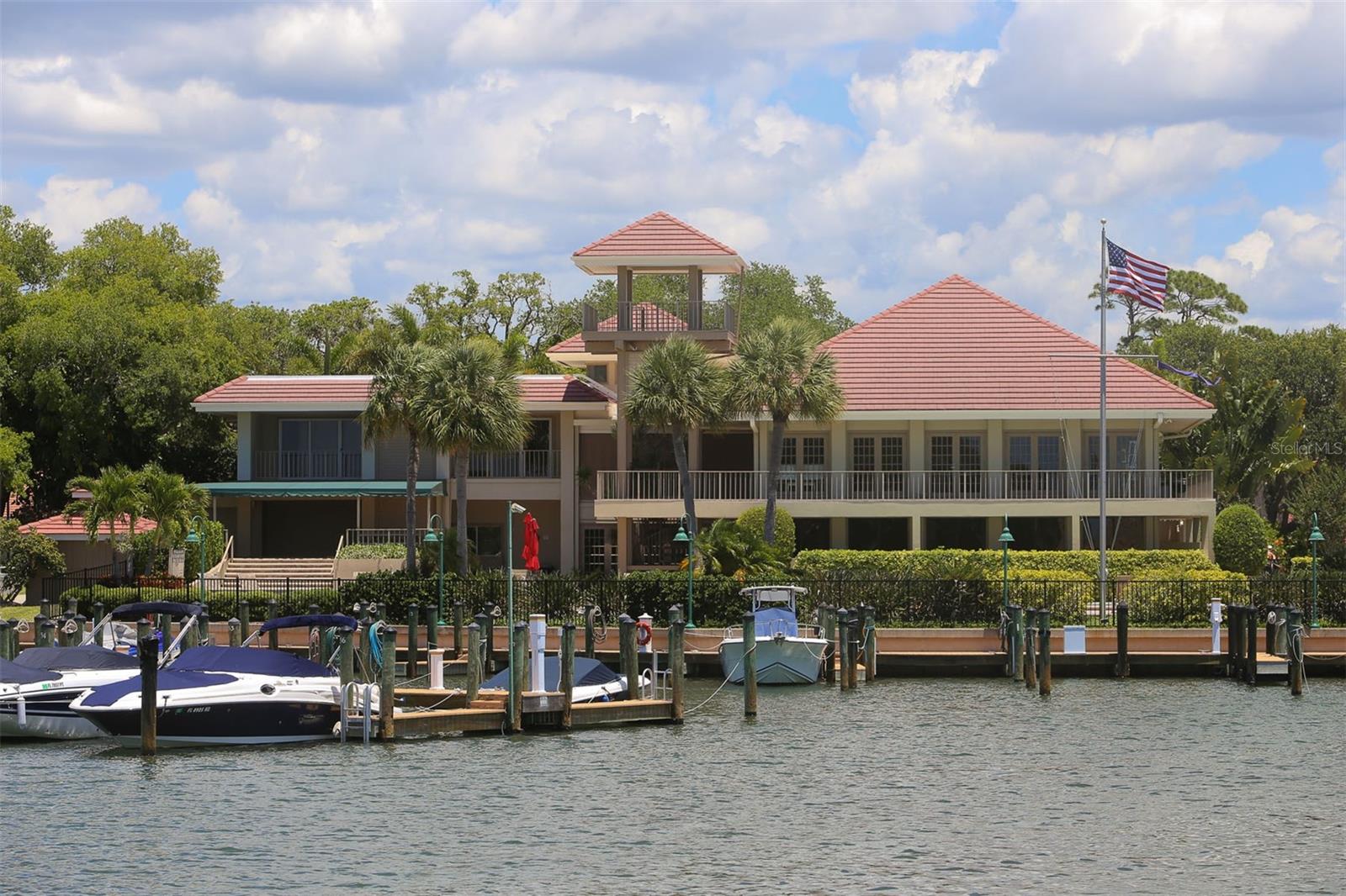 SOUTHBAY YACHT & RACQUET CLUB - Residential